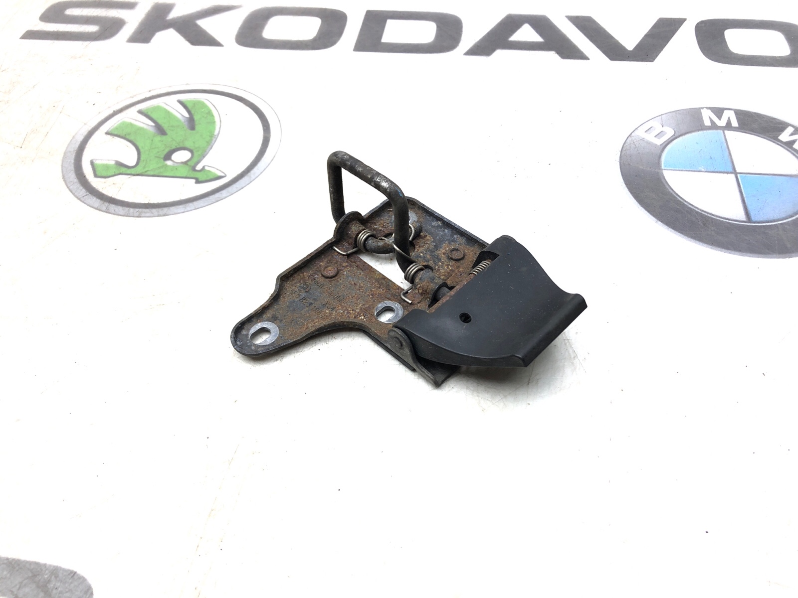 крюк капота, 2500 рублей, Москва