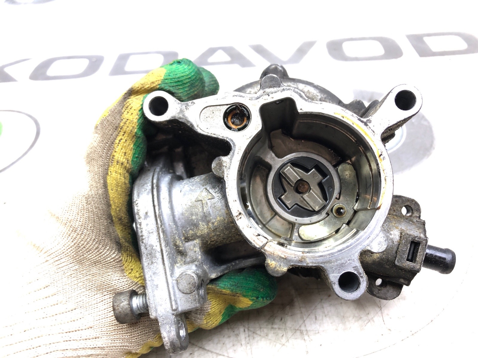 Насос вакуумный, 2000 рублей, Москва