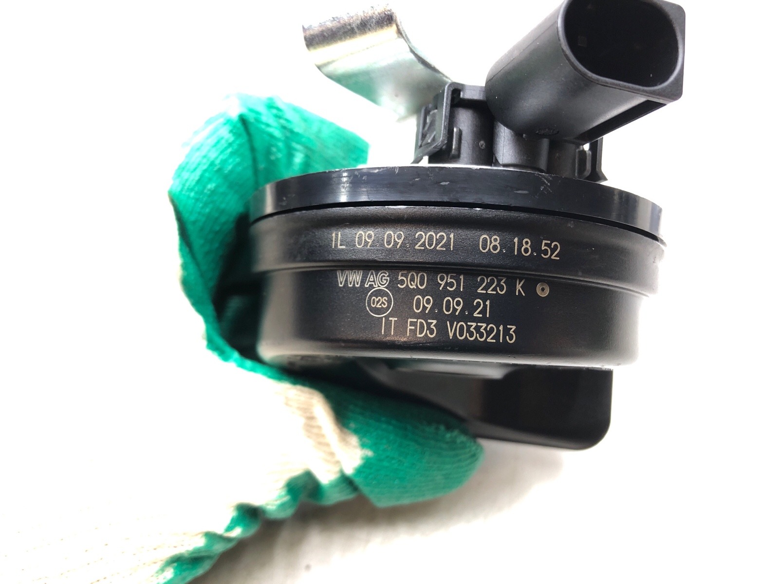 Звуковой сигнал, 2000 рублей, Москва