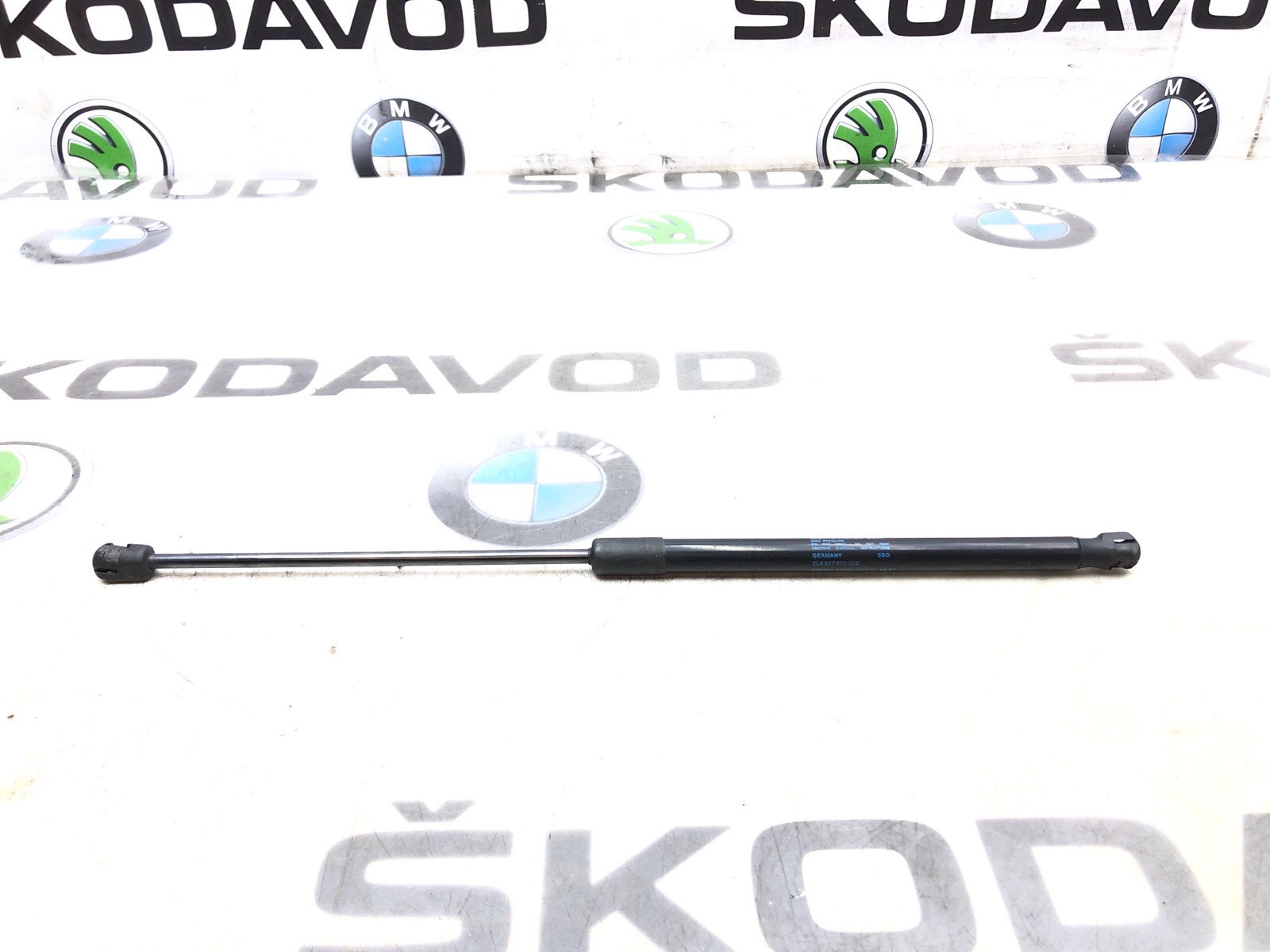 Амортизатор крышки багажника, 500 рублей, Москва