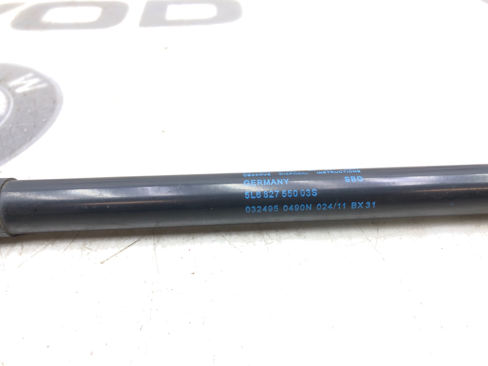 Амортизатор крышки багажника, 500 рублей, Москва