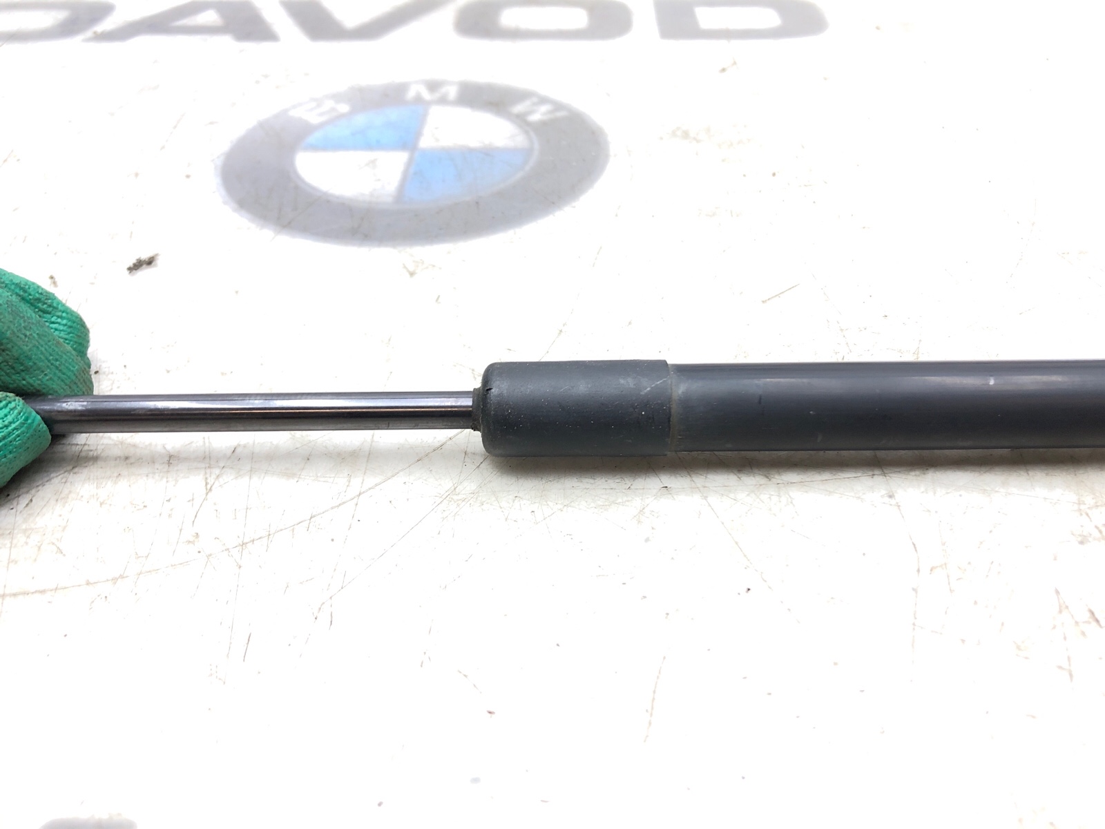 Амортизатор крышки багажника, 500 рублей, Москва