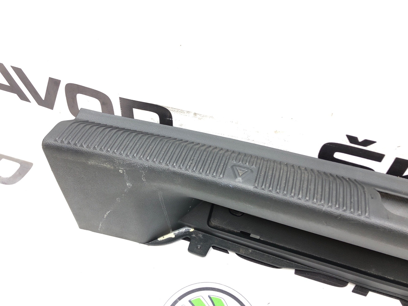 Накладка замка багажника, 1000 рублей, Москва