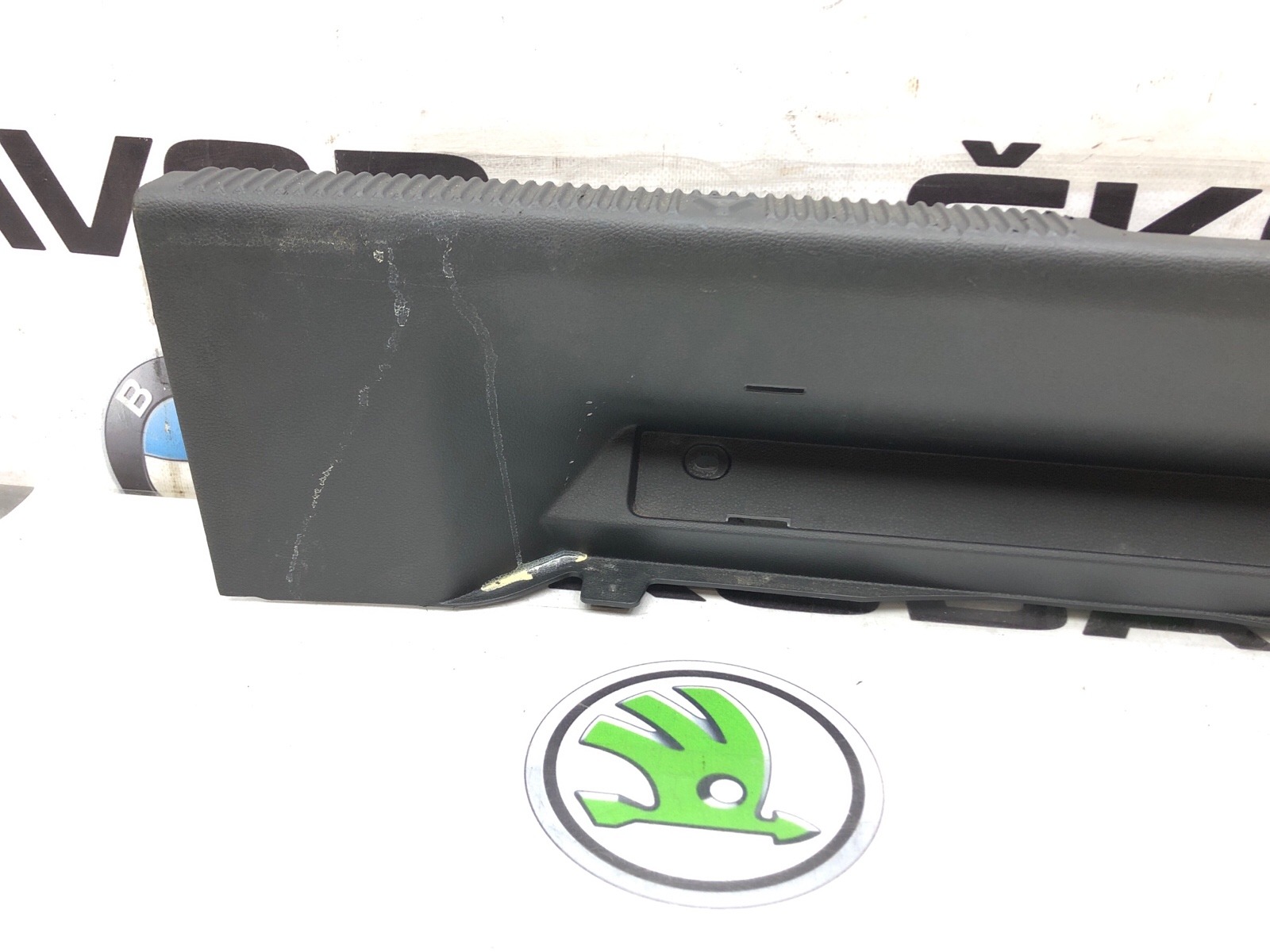 Накладка замка багажника, 1000 рублей, Москва