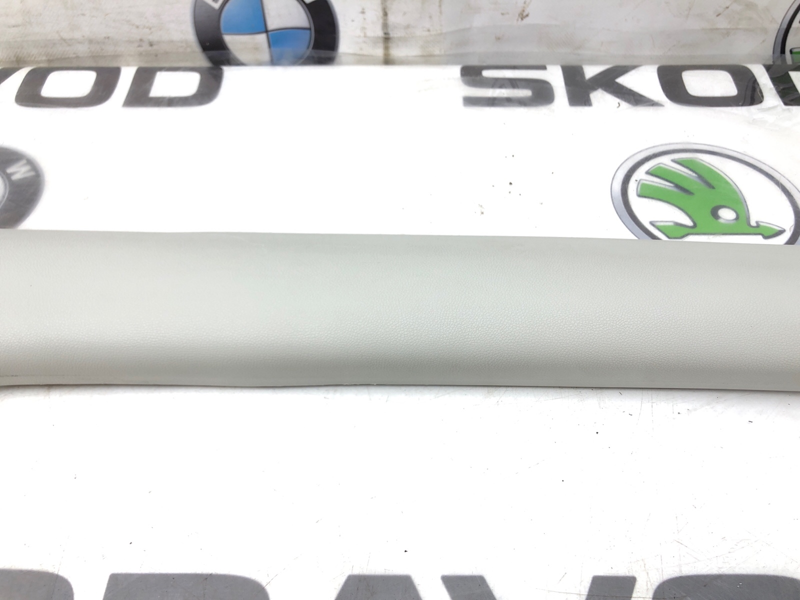 Накладка стойки, 500 рублей, Москва