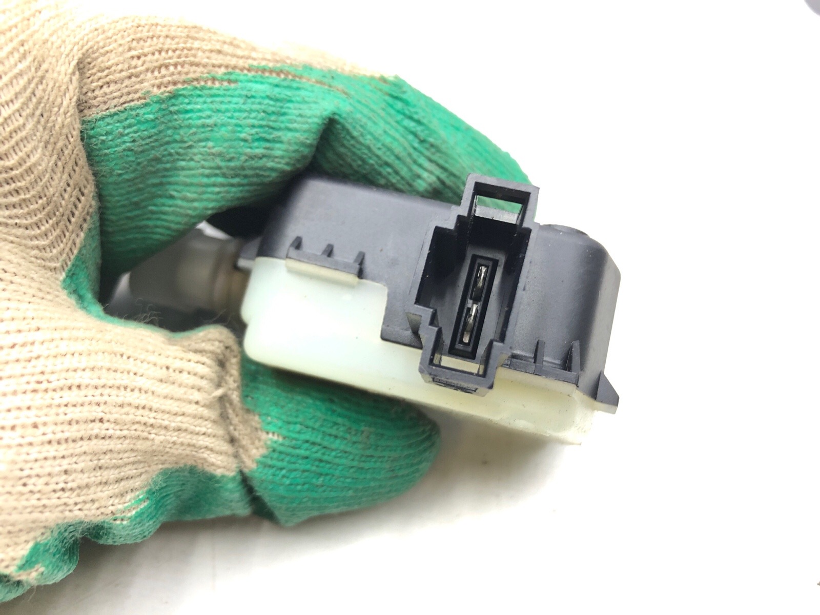 Активатор лючка бензобака, 500 рублей, Москва