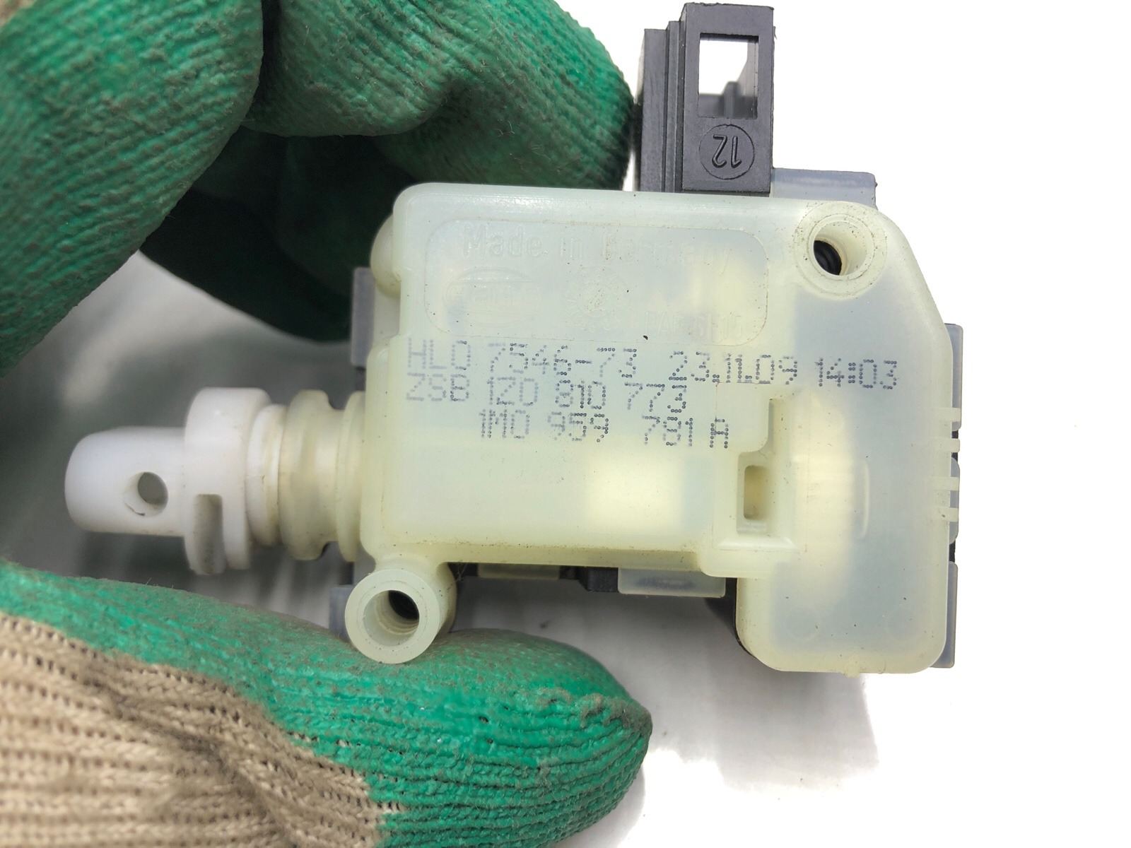 Активатор лючка бензобака, 500 рублей, Москва