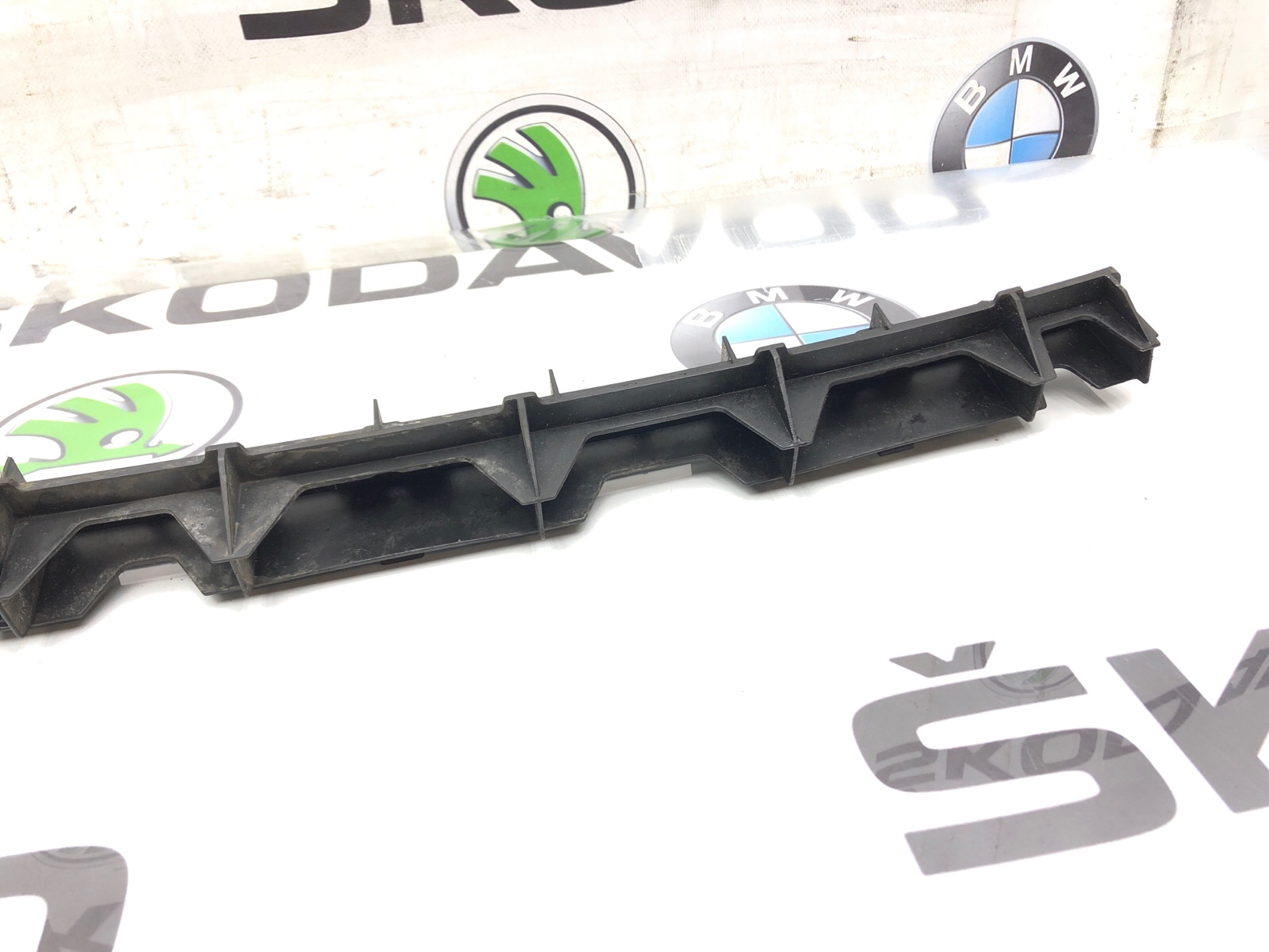 Направляющая бампера, 800 рублей, Москва