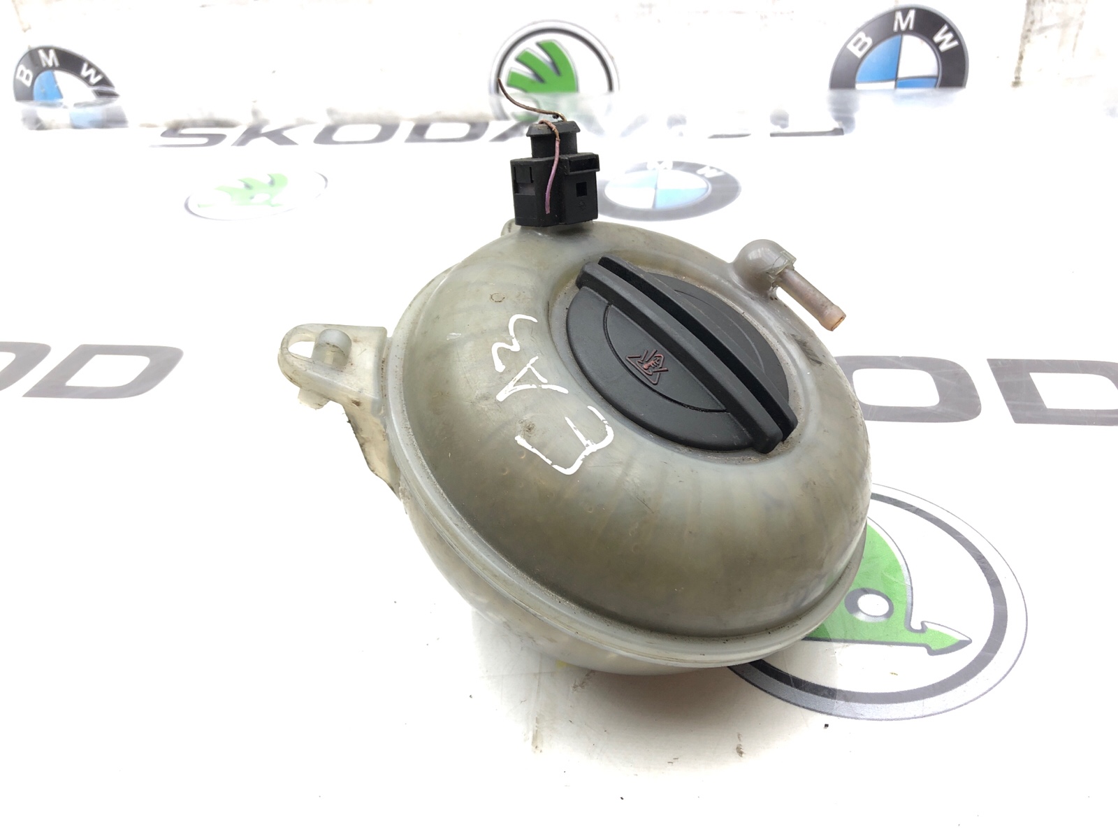 Расширительный бачок, 1000 рублей, Москва