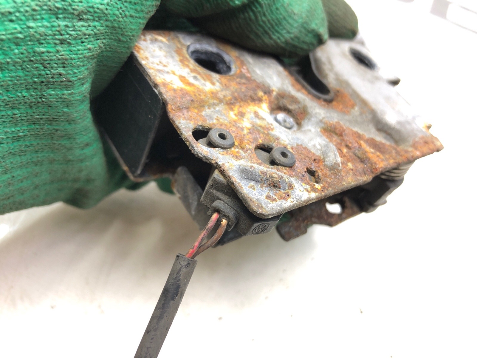 замок капота, 1000 рублей, Москва