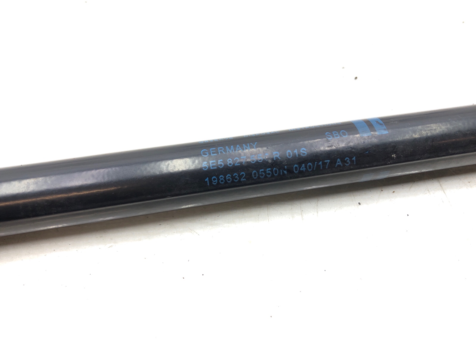 Амортизатор крышки багажника, 500 рублей, Москва