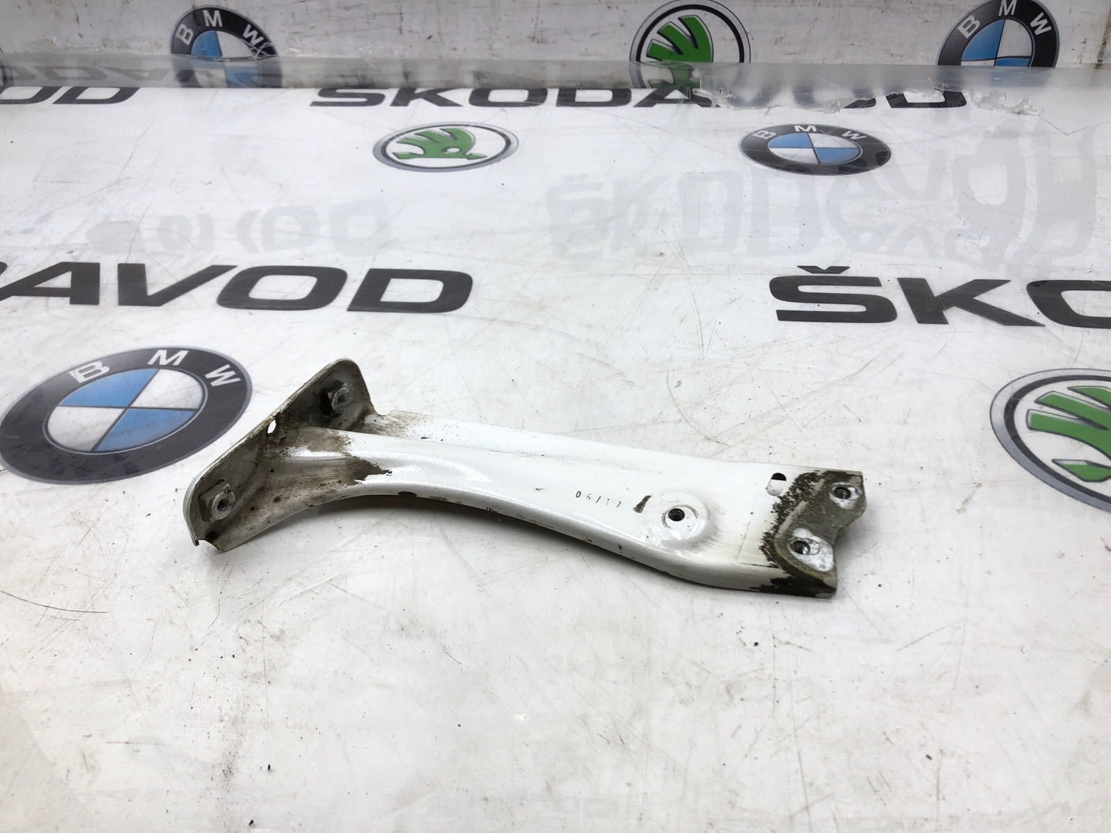 Кронштейн крыла, 3500 рублей, Москва