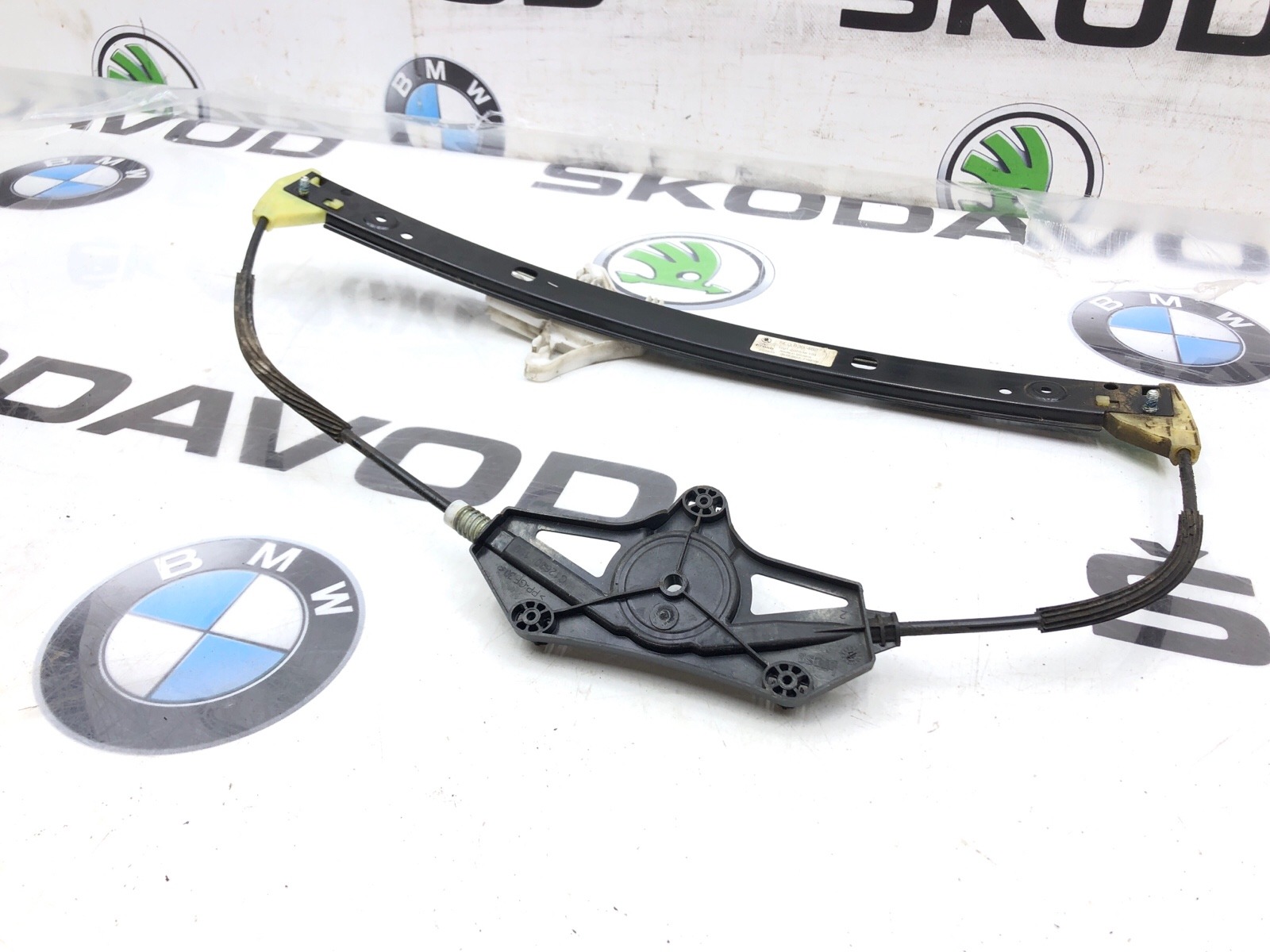 Стеклоподъемник, 500 рублей, Москва