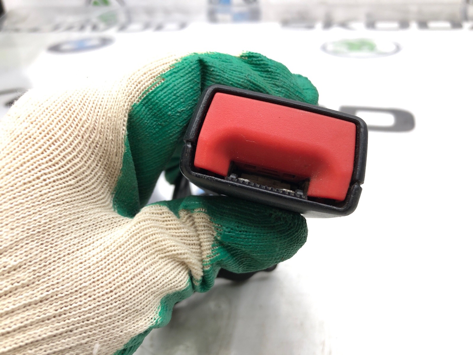 Замок ремня безопасности, 1000 рублей, Москва