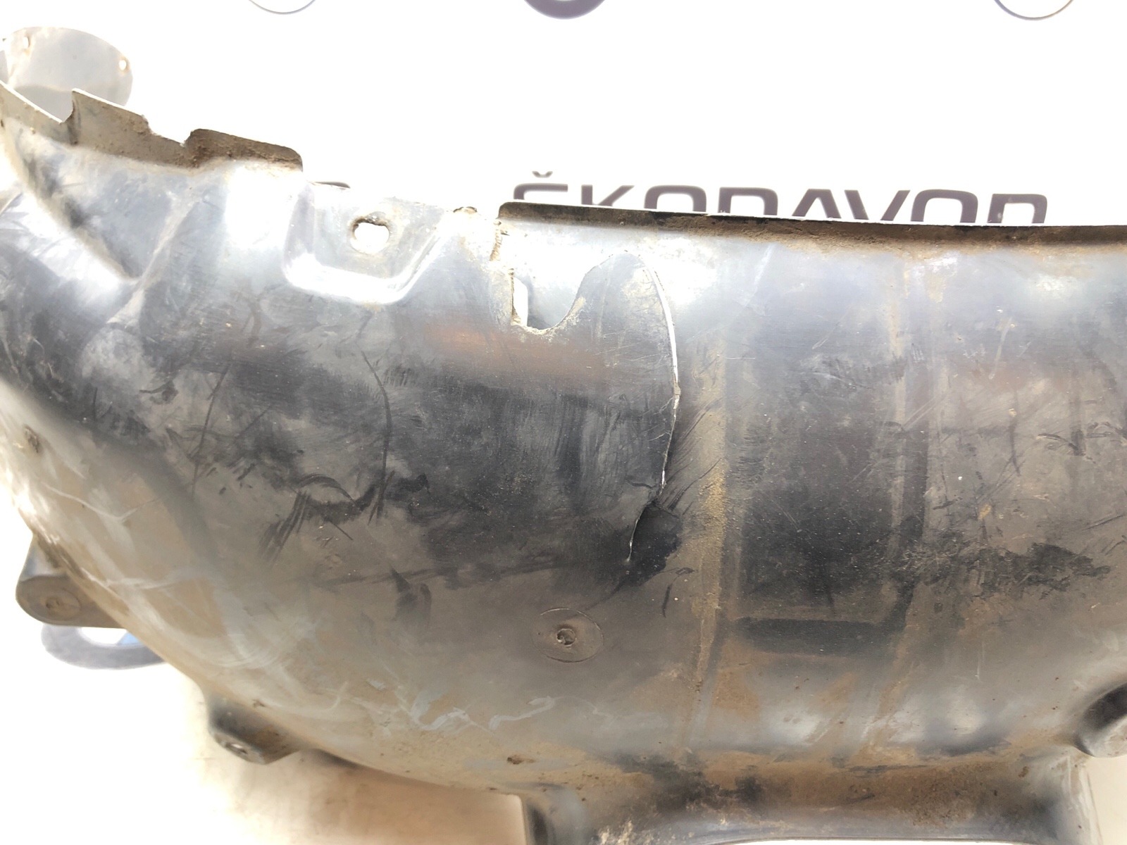 подкрылок, 2000 рублей, Москва