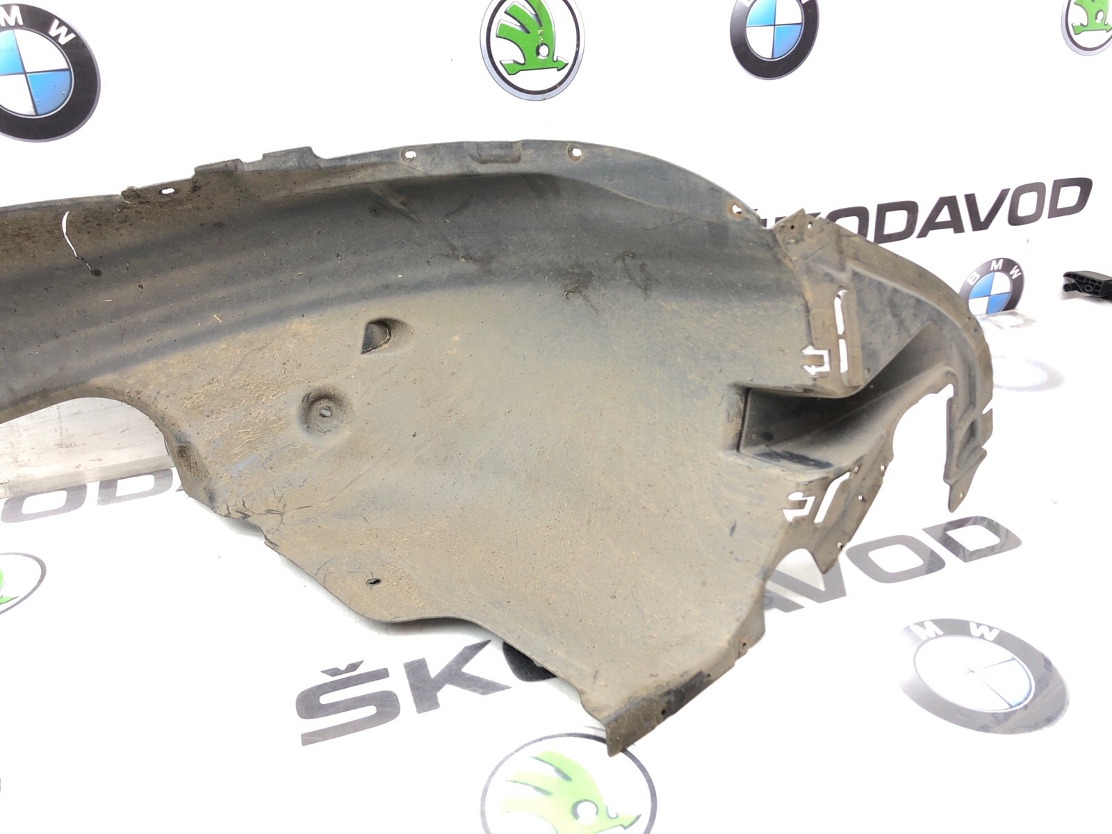 подкрылок, 2000 рублей, Москва