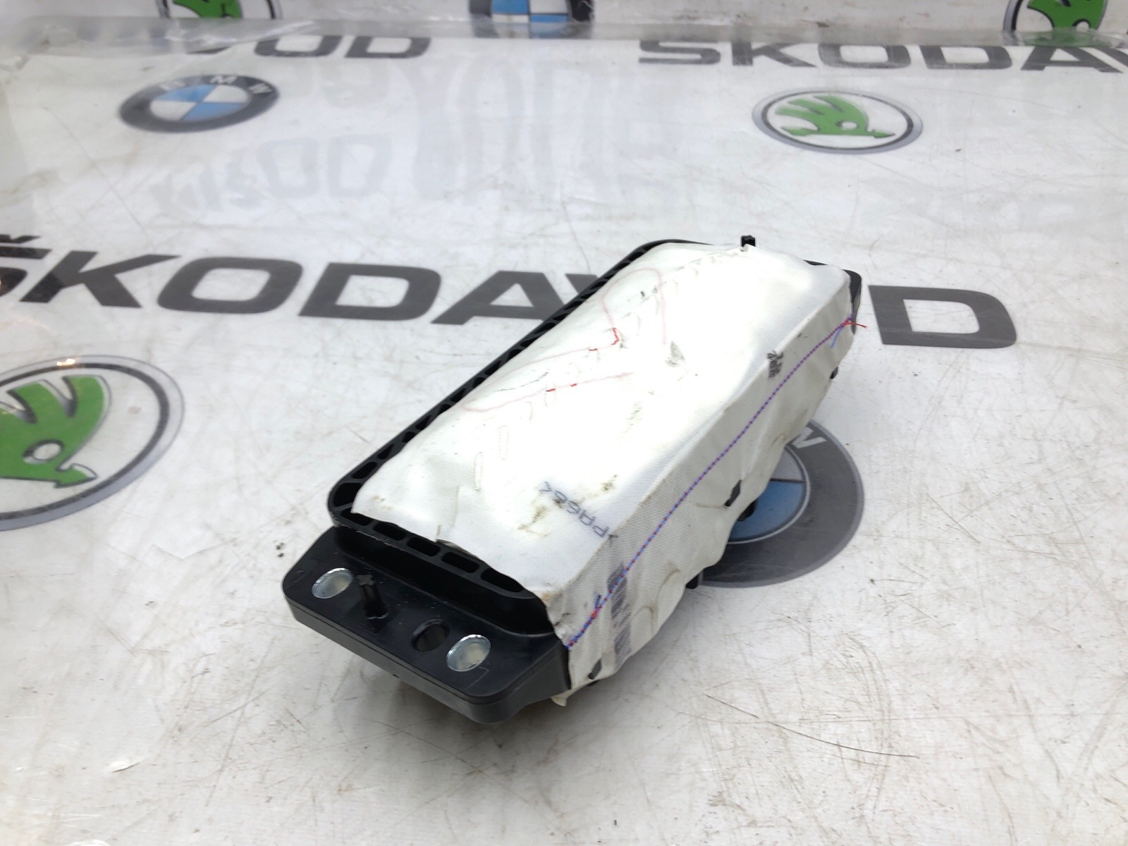 Подушка безопасности пассажира, 13000 рублей, Москва