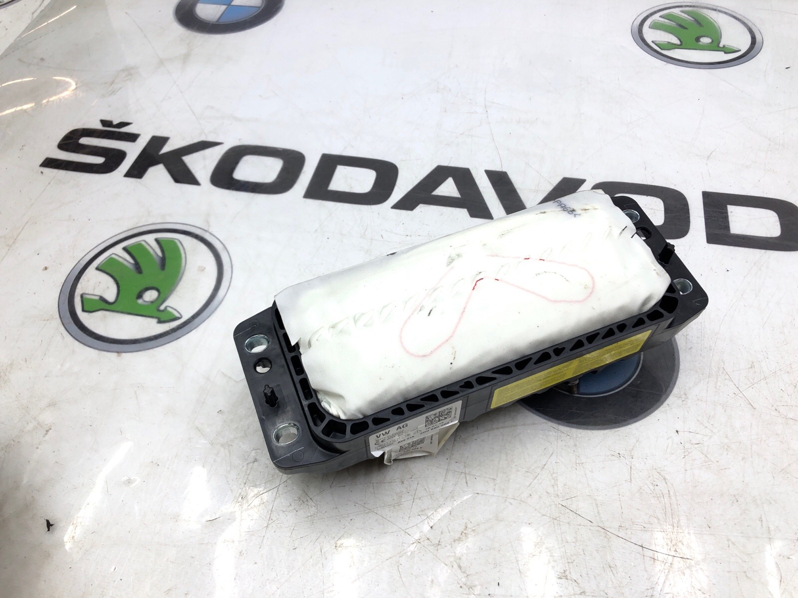 Подушка безопасности пассажира, 13000 рублей, Москва