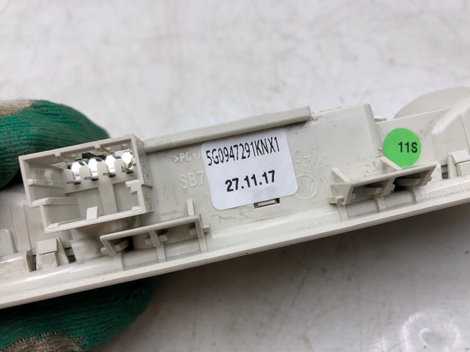 Плафон освещения салона, 2500 рублей, Москва