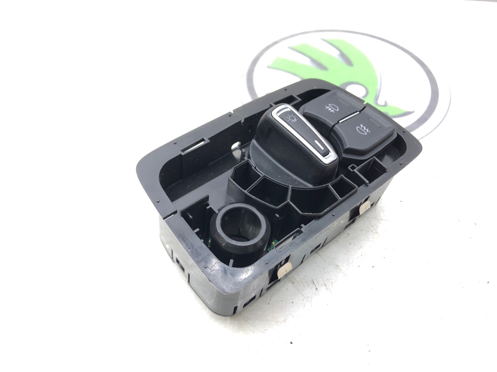 Переключатель света фар, 2000 рублей, Москва