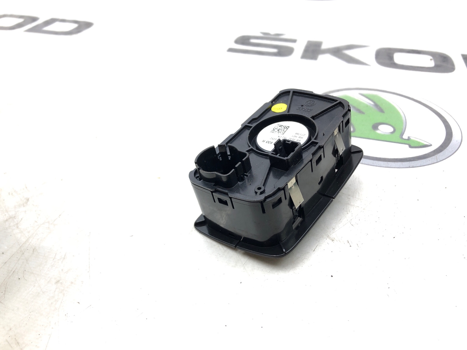 Переключатель света фар, 2000 рублей, Москва