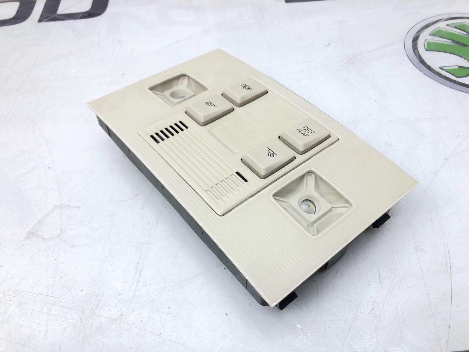 Плафон освещения салона, 5500 рублей, Москва