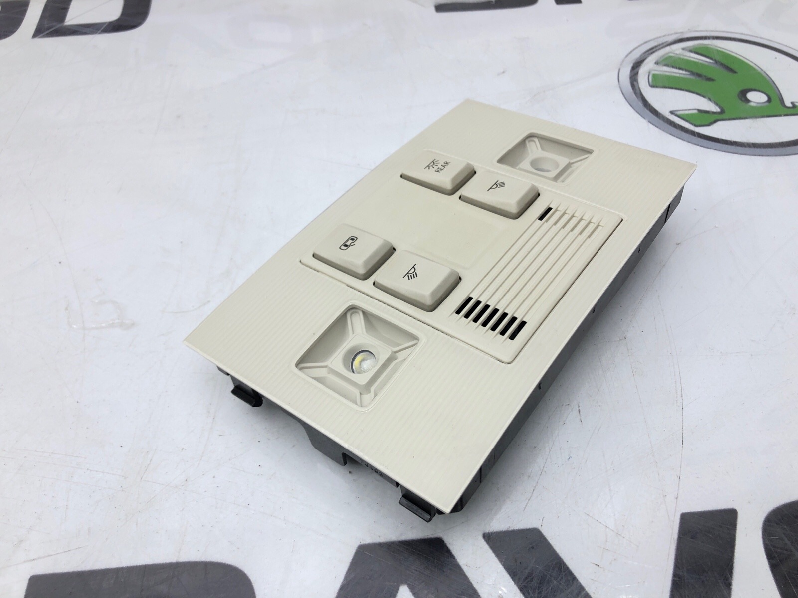 Плафон освещения салона, 5500 рублей, Москва