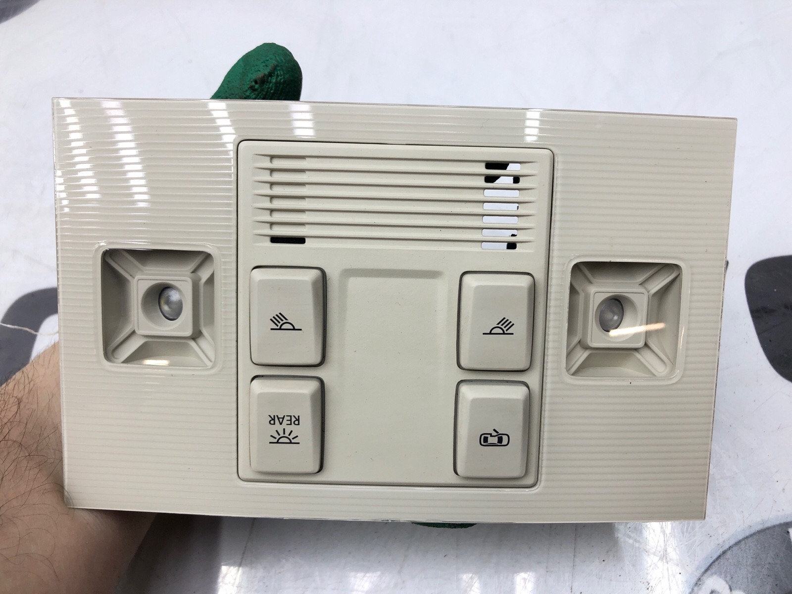 Плафон освещения салона, 5500 рублей, Москва