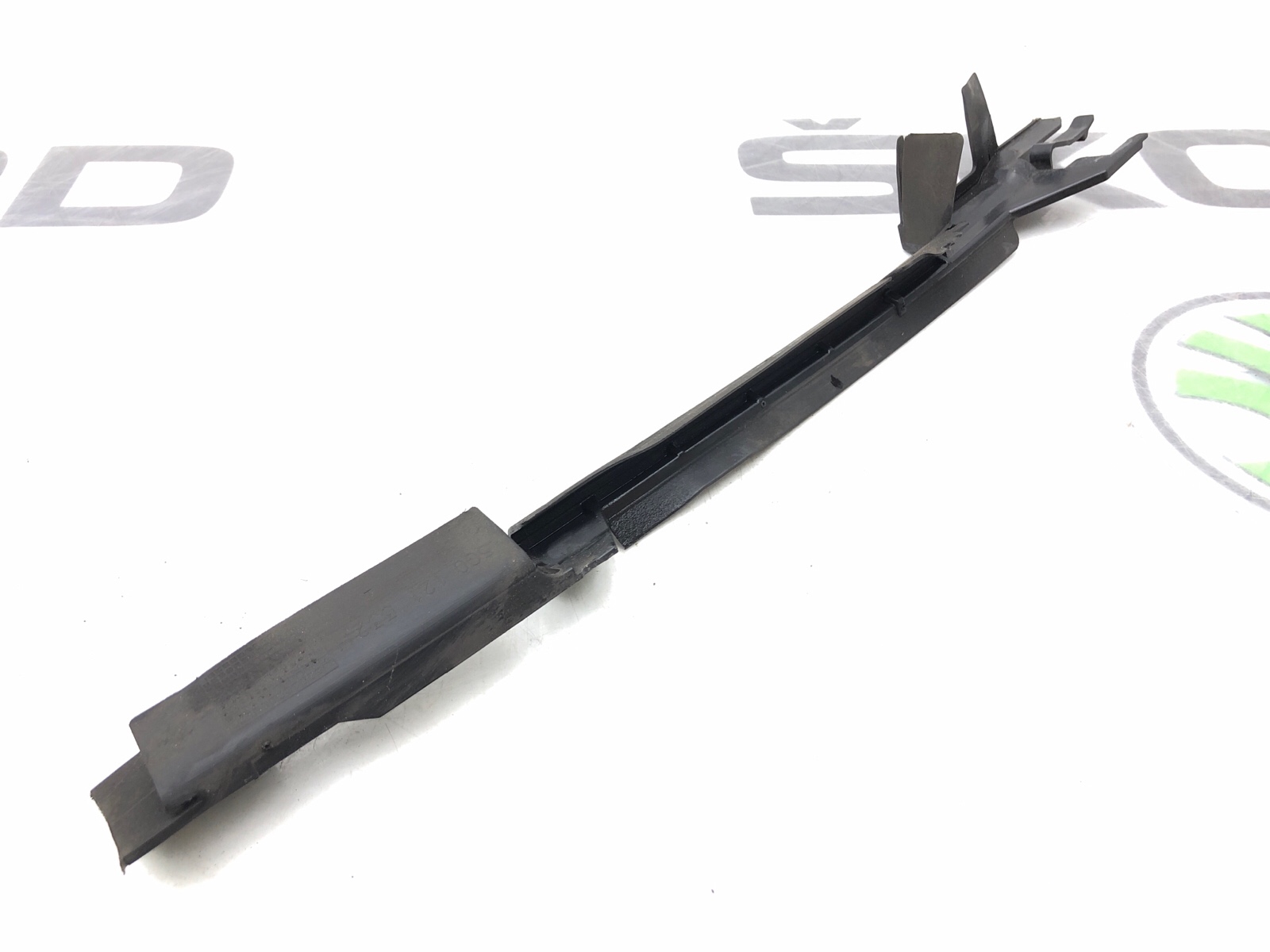 Дефлектор радиатора, 1500 рублей, Москва