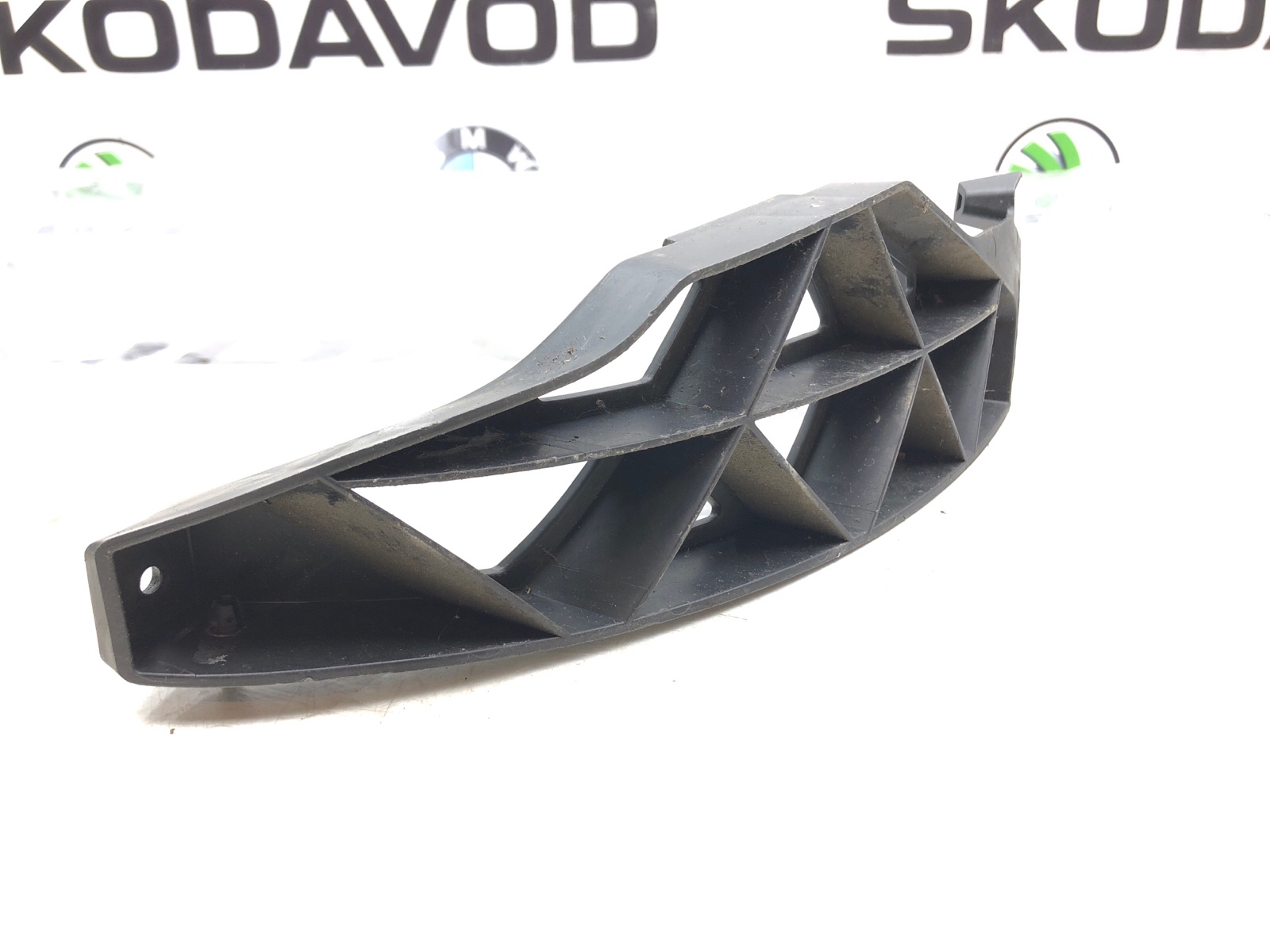 Направляющая бампера, 300 рублей, Москва