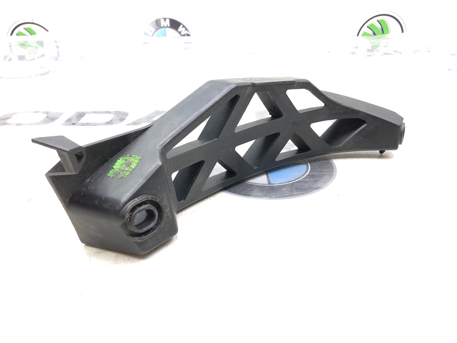 Направляющая бампера, 300 рублей, Москва