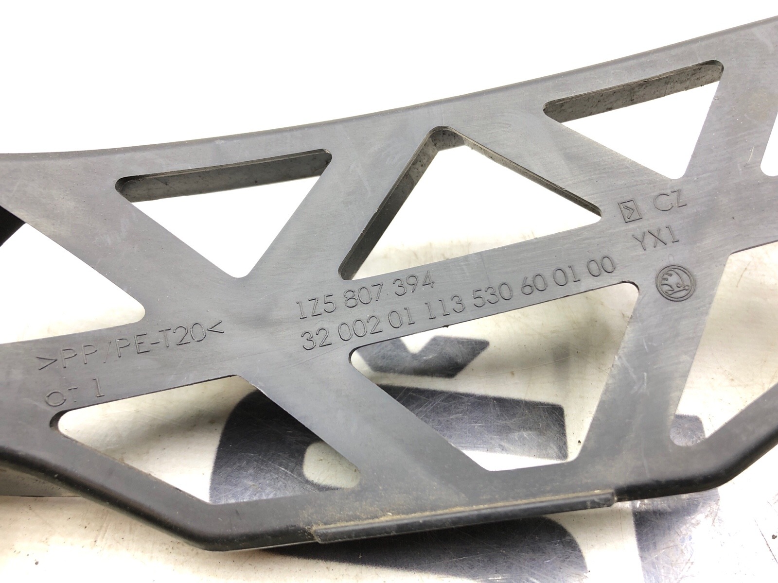 Направляющая бампера, 300 рублей, Москва