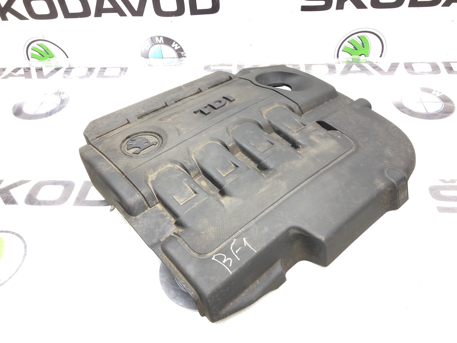 Крышка двигателя декоративная, 2500 рублей, Москва