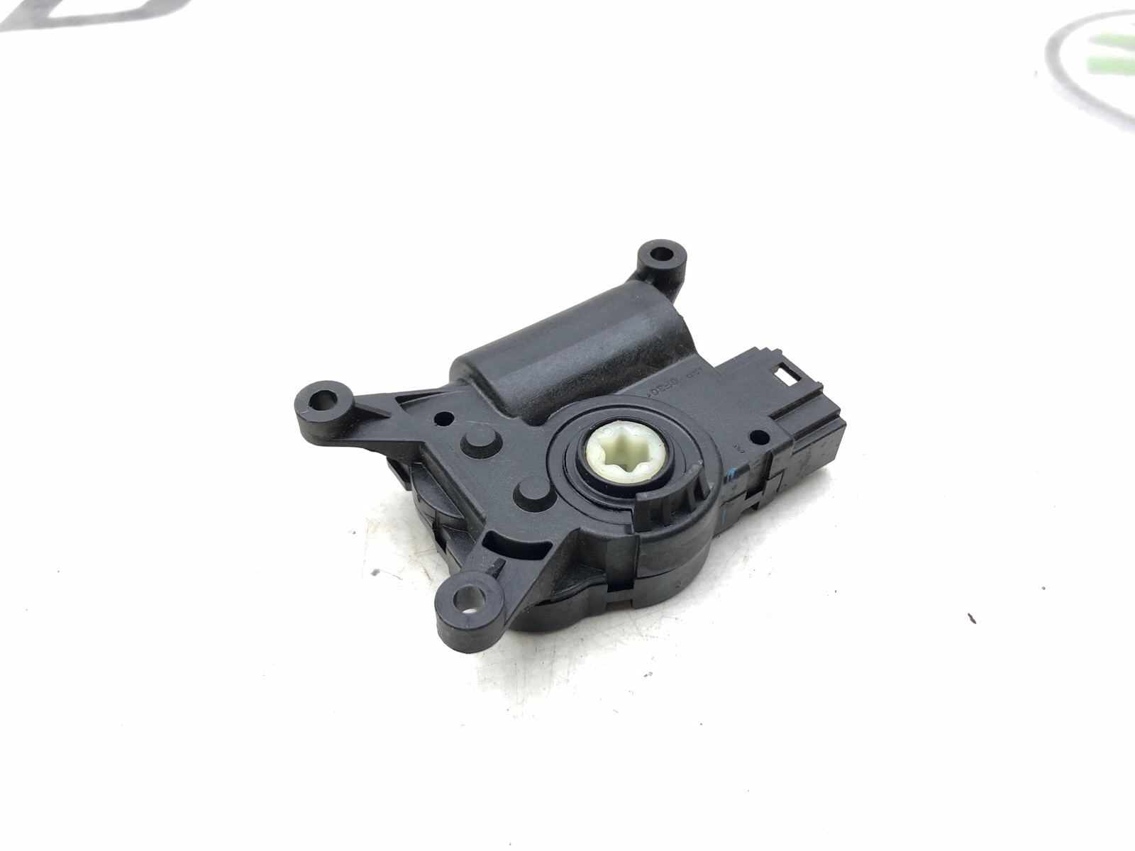 Сервопривод заслонки печки, 2000 рублей, Москва