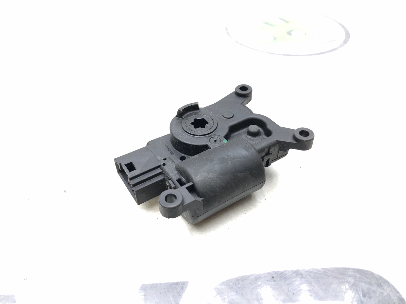 Сервопривод заслонки печки, 2000 рублей, Москва