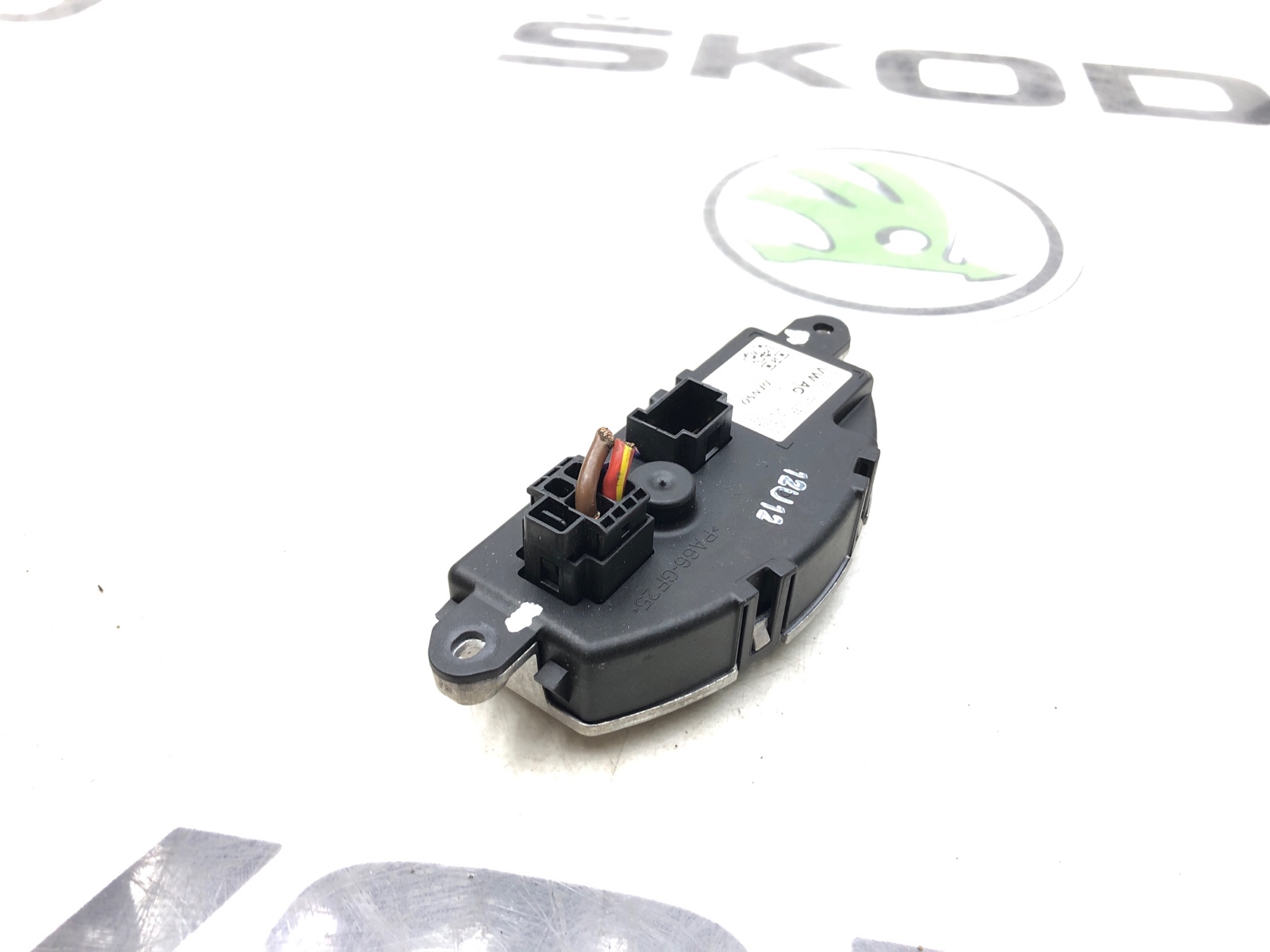 Резистор отопителя, 2000 рублей, Москва