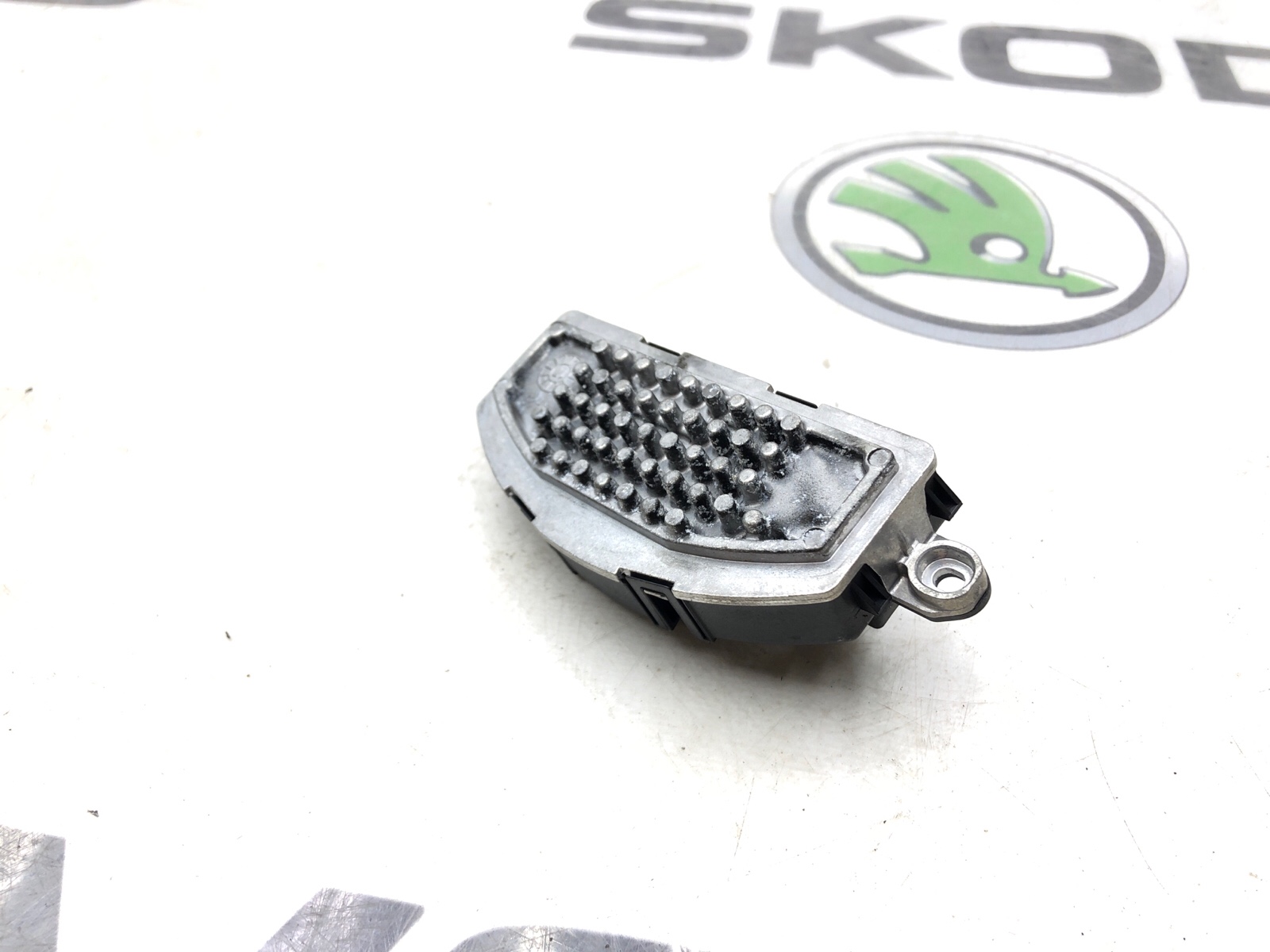 Резистор отопителя, 2000 рублей, Москва