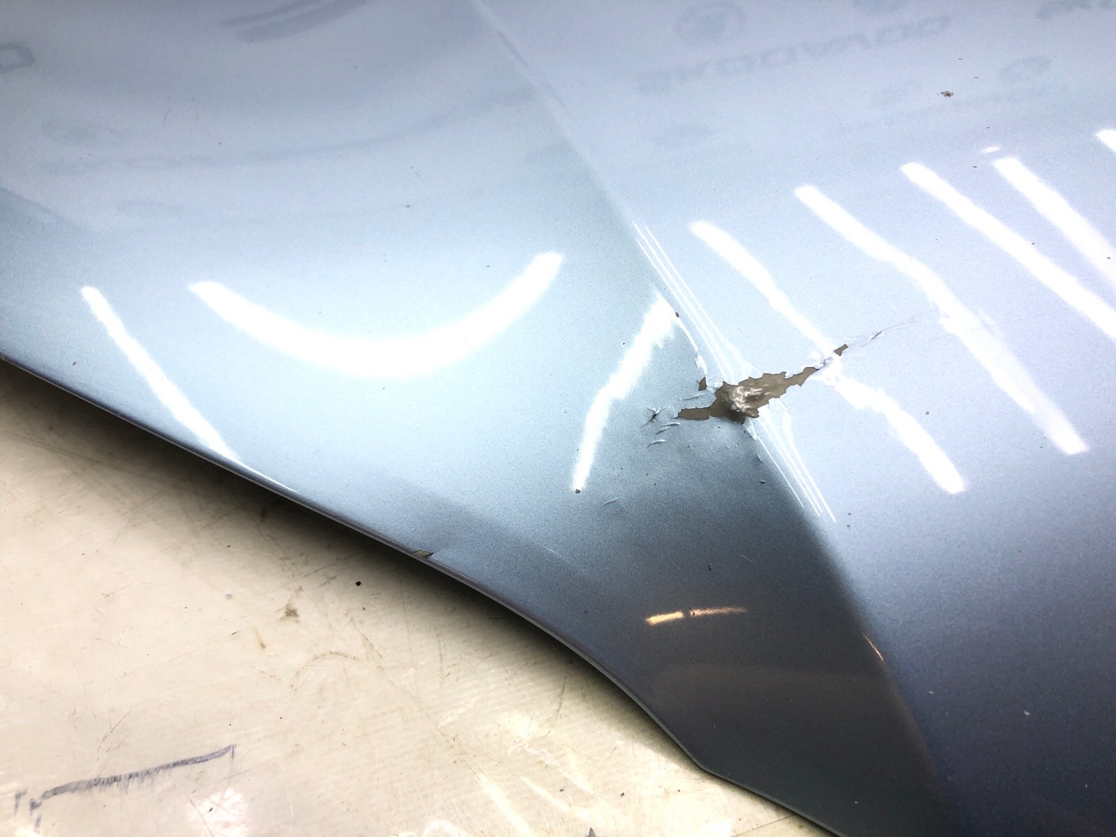 капот, 38000 рублей, Москва