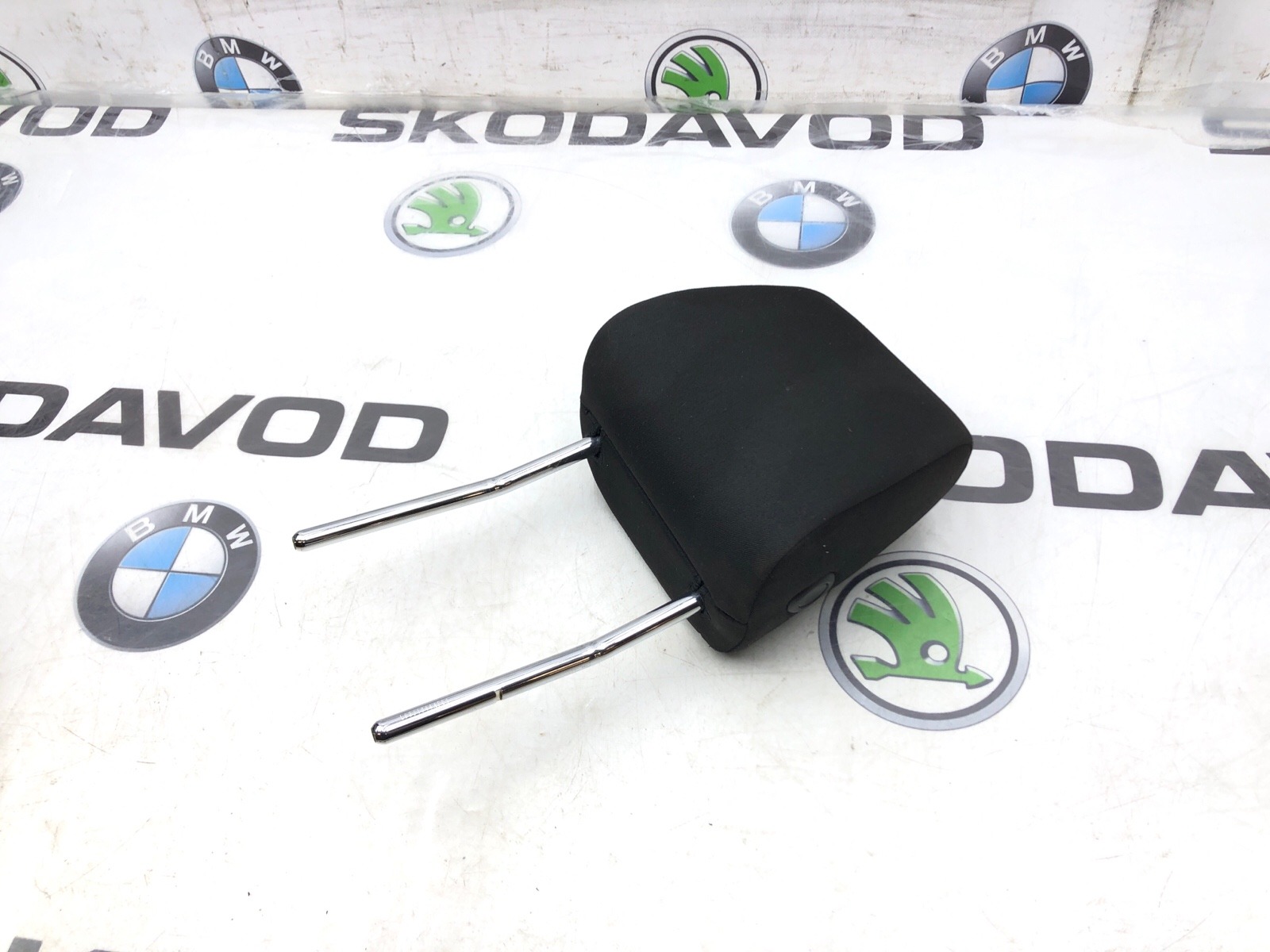 Подголовник, 1000 рублей, Москва