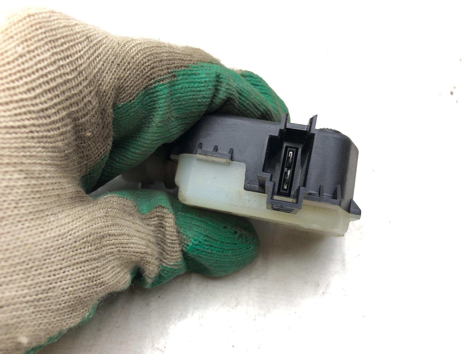 Активатор лючка бензобака, 500 рублей, Москва