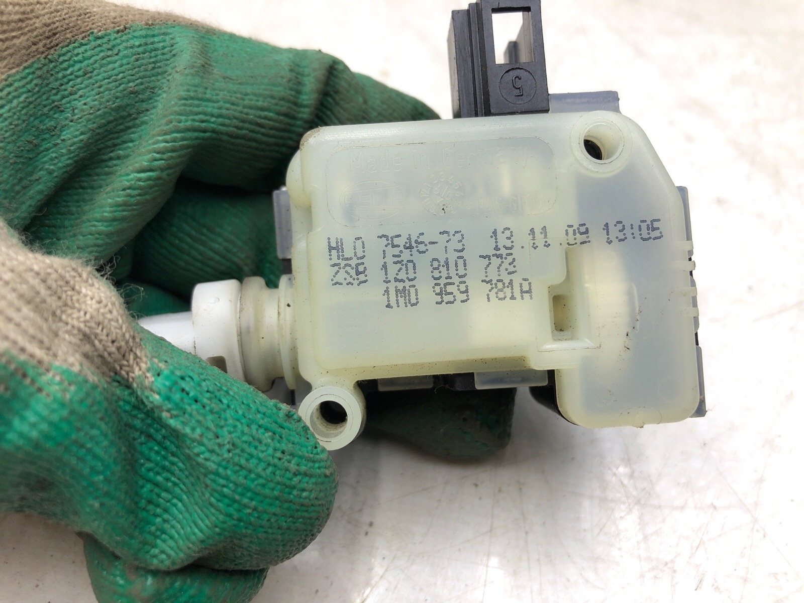 Активатор лючка бензобака, 500 рублей, Москва