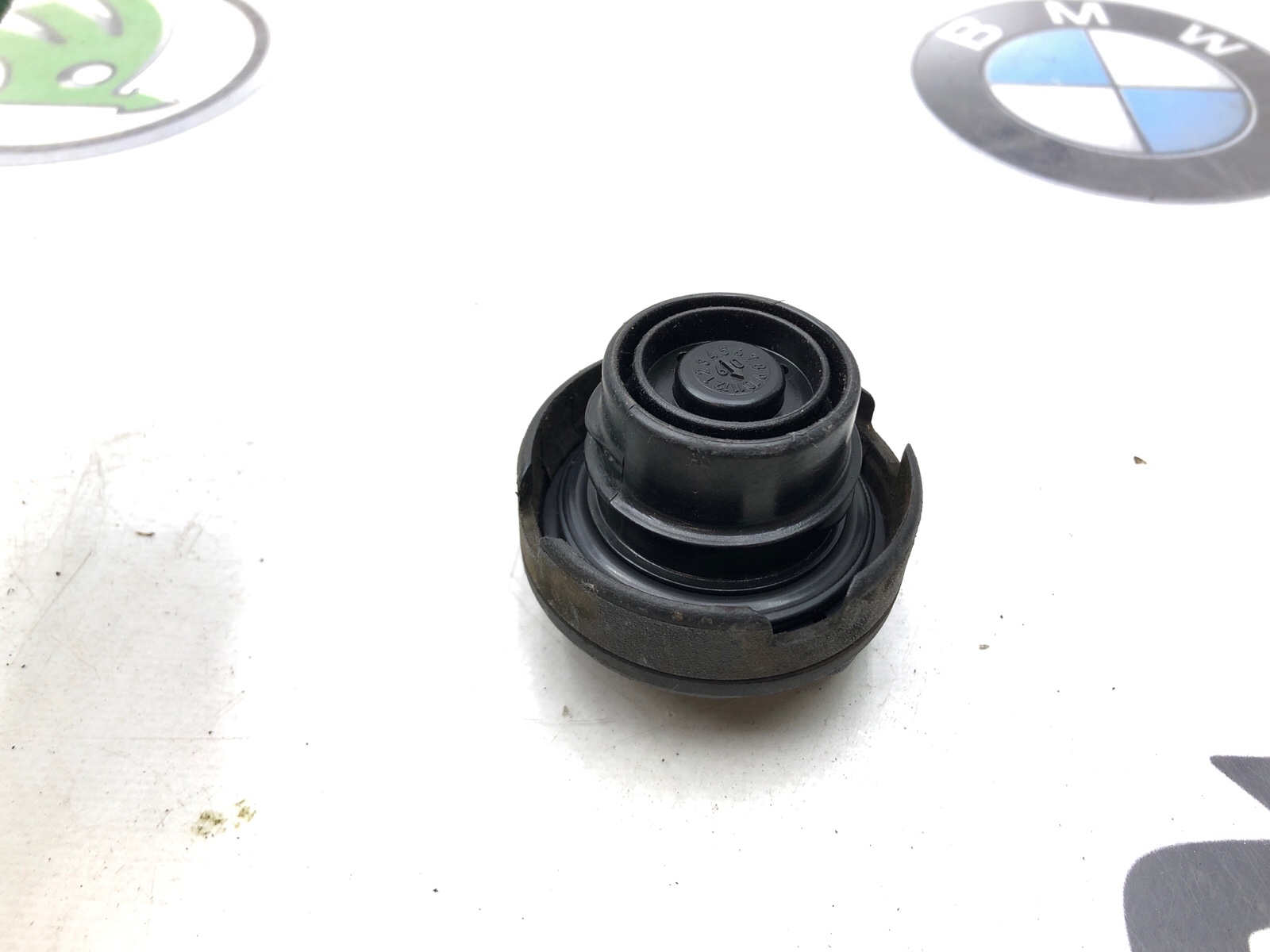 Крышка бензобака, 500 рублей, Москва