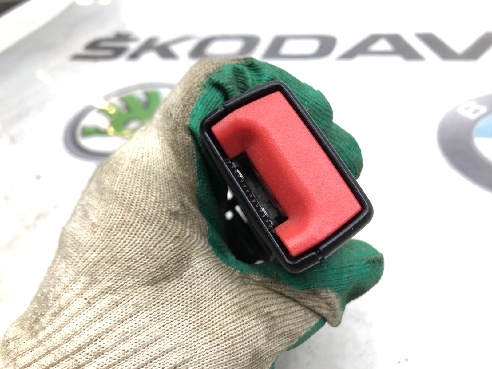 Замок ремня безопасности, 1000 рублей, Москва