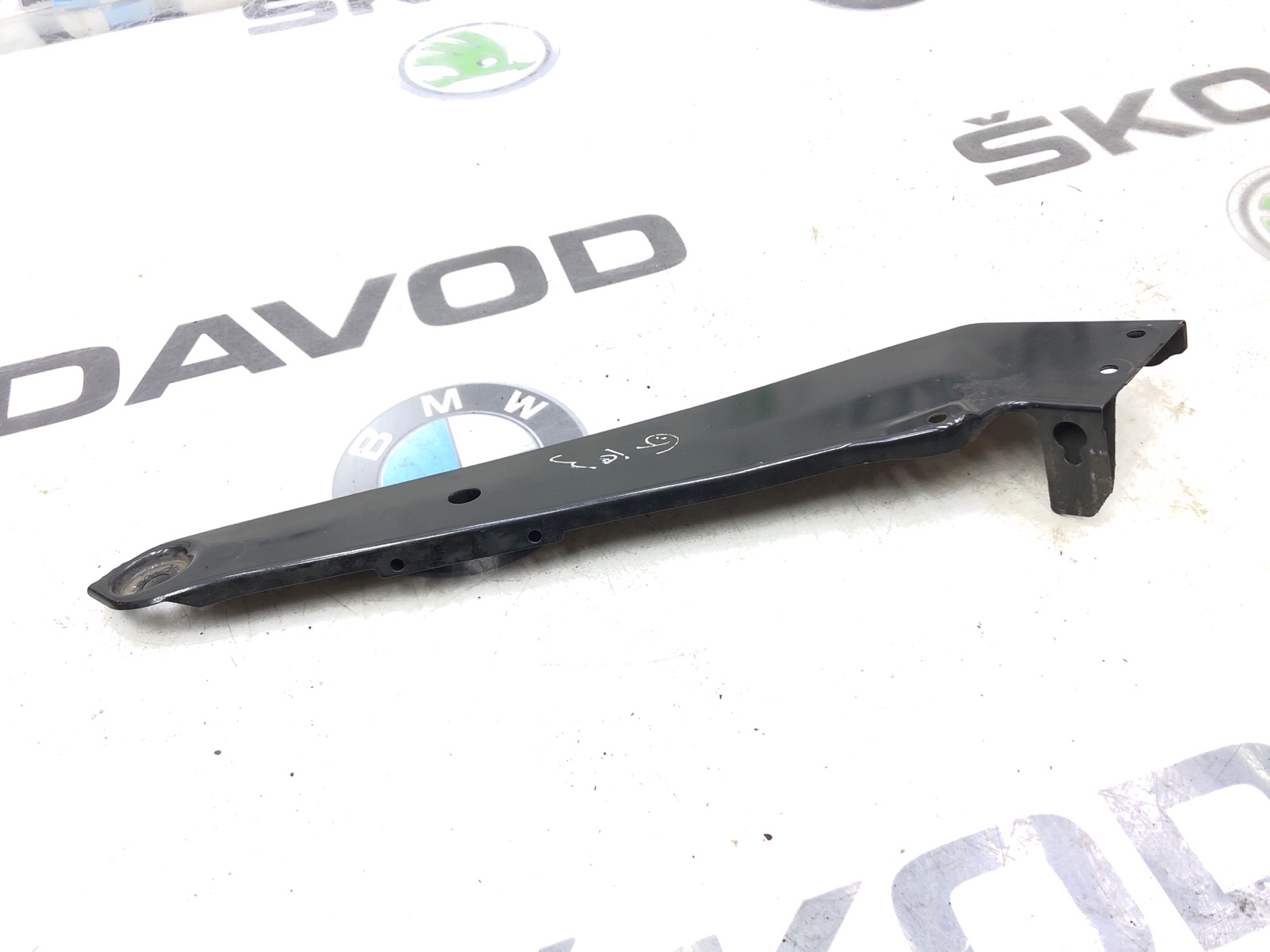 Кронштейн передней панели, 4000 рублей, Москва