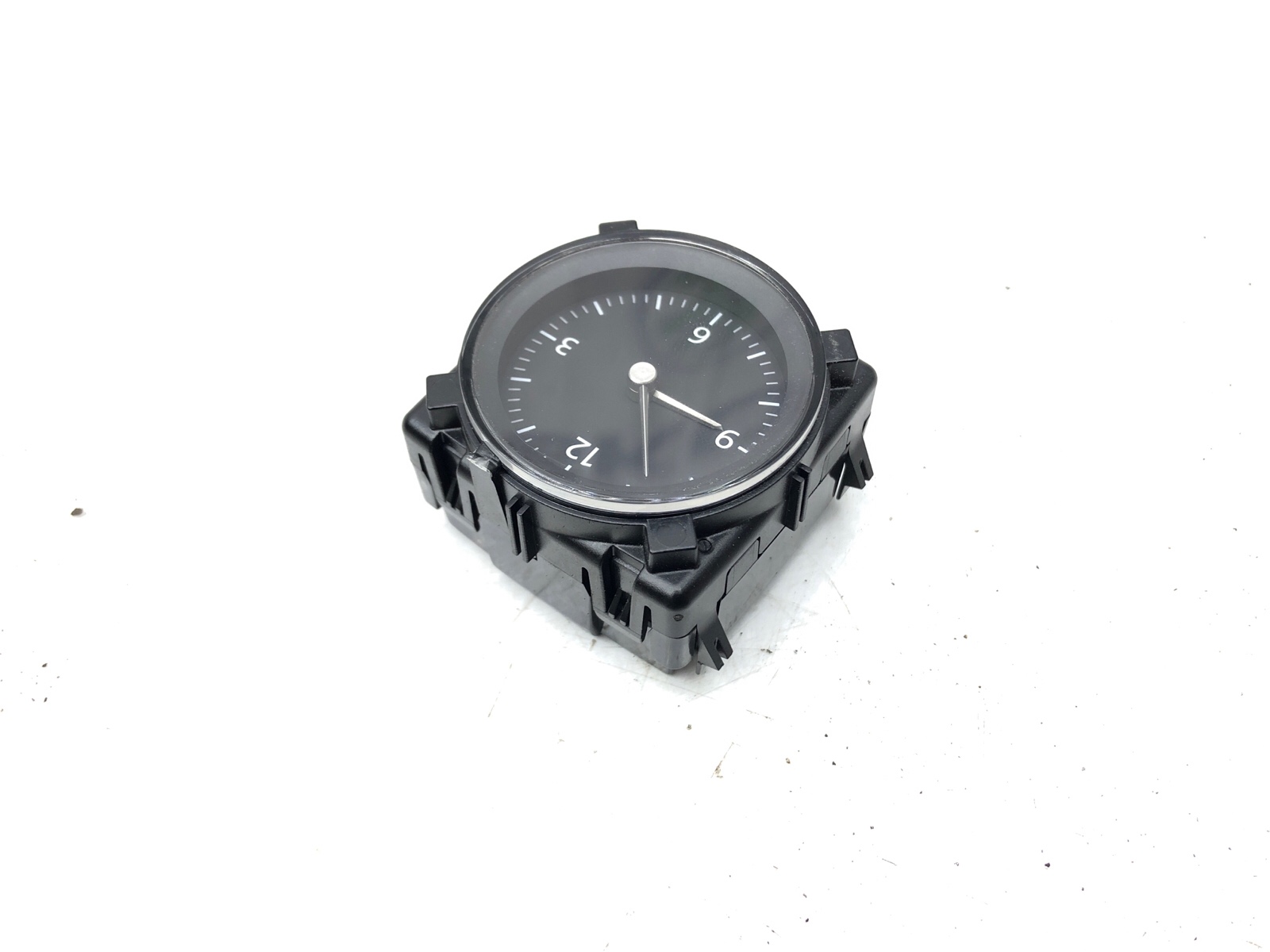 Часы, 2500 рублей, Москва