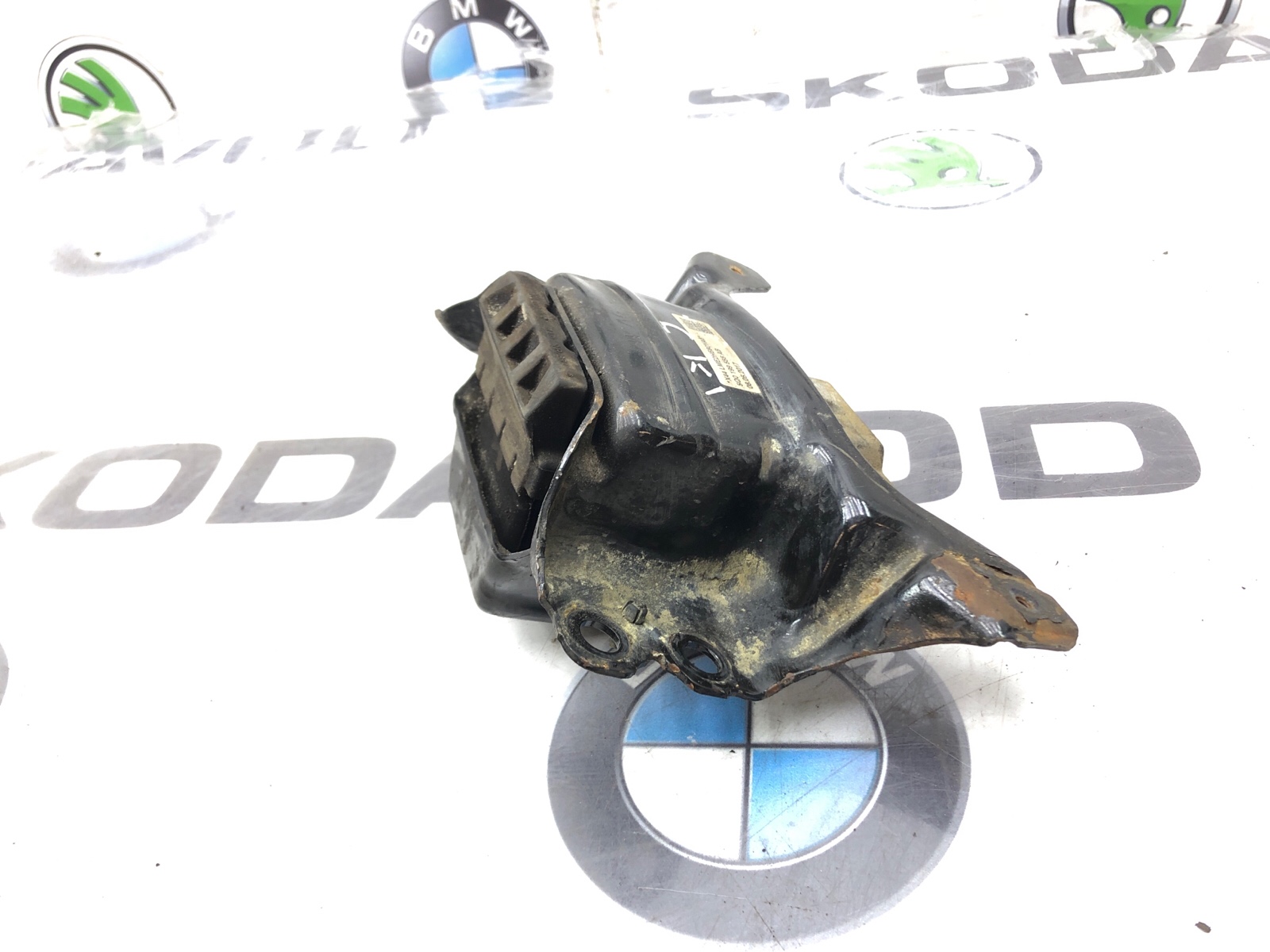 Опора МКПП, 2000 рублей, Москва