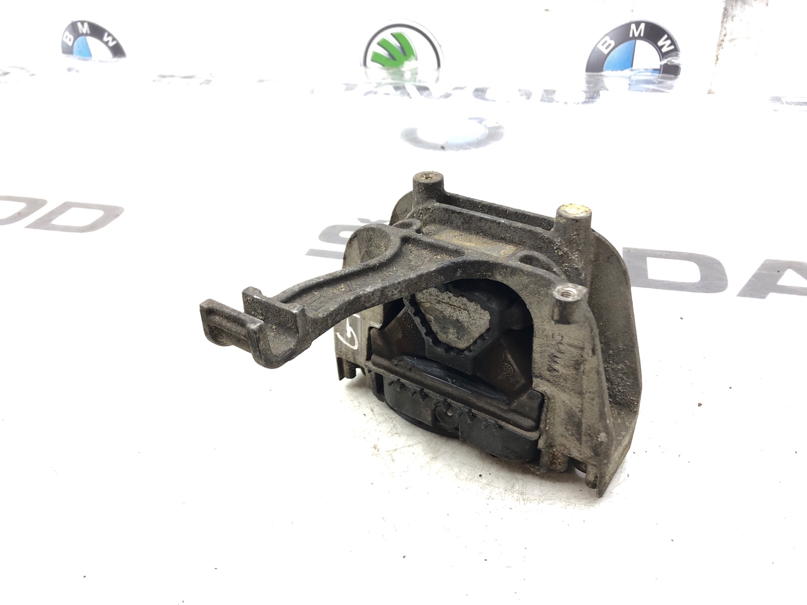 Опора двигателя, 1500 рублей, Москва