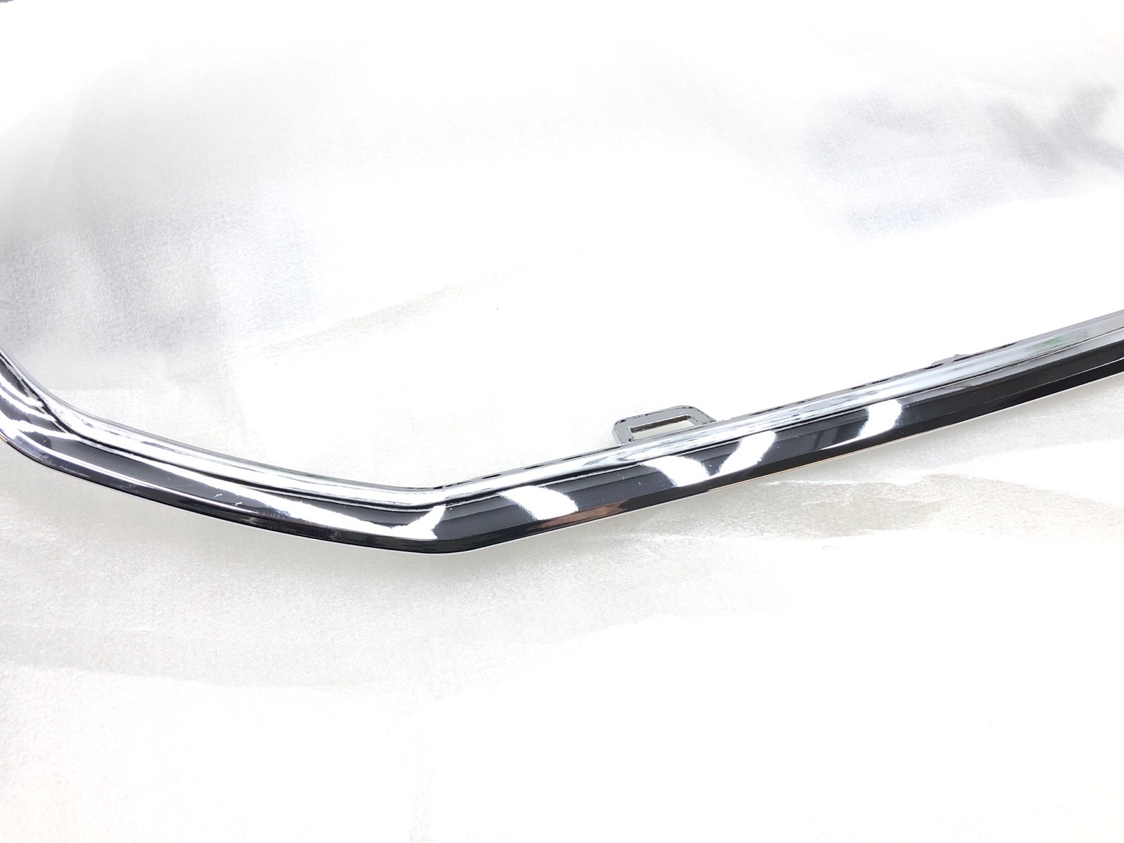 Молдинг решетки радиатора, 2200 рублей, Москва