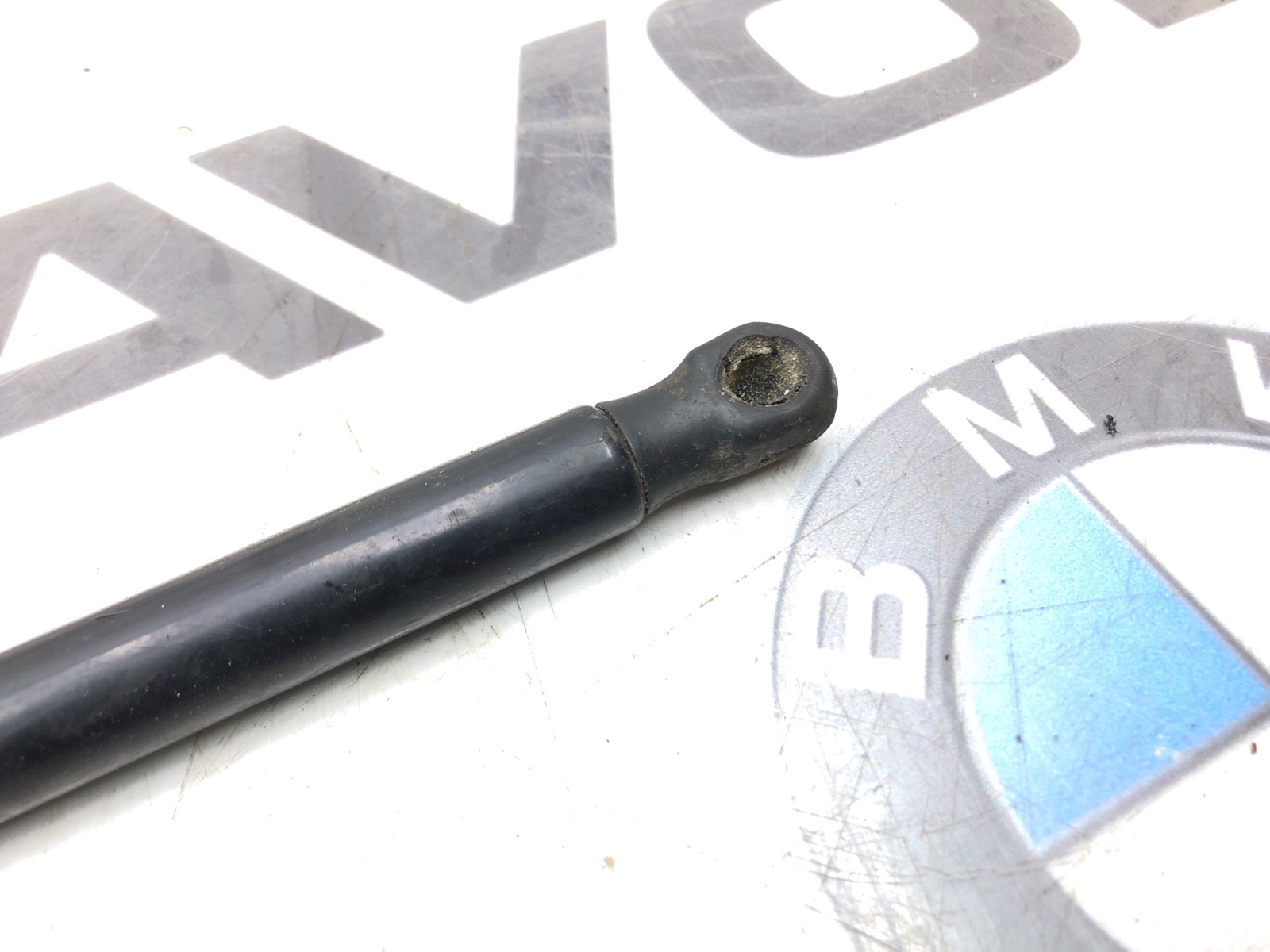 амортизатор капота, 2000 рублей, Москва