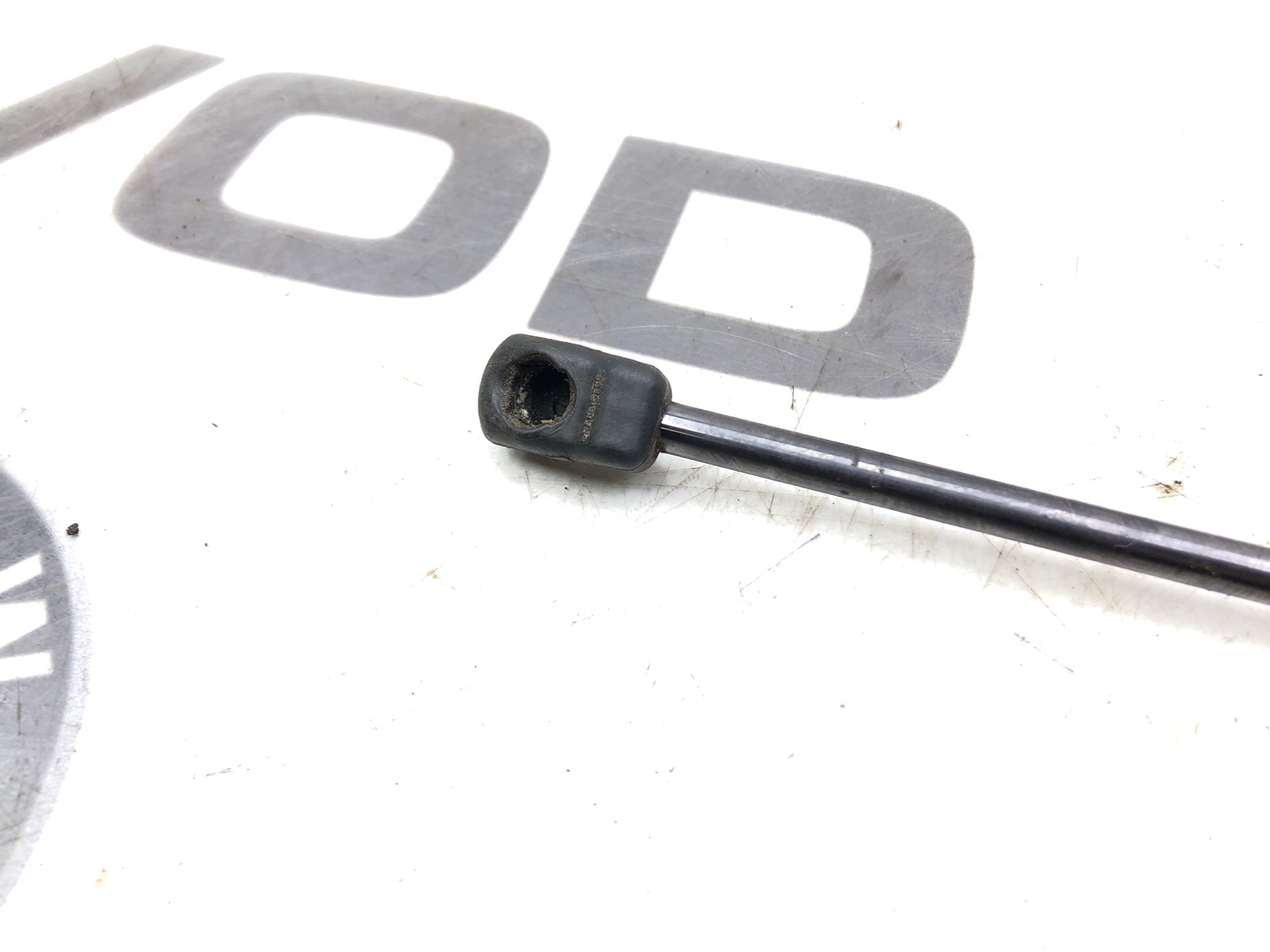 амортизатор капота, 2000 рублей, Москва